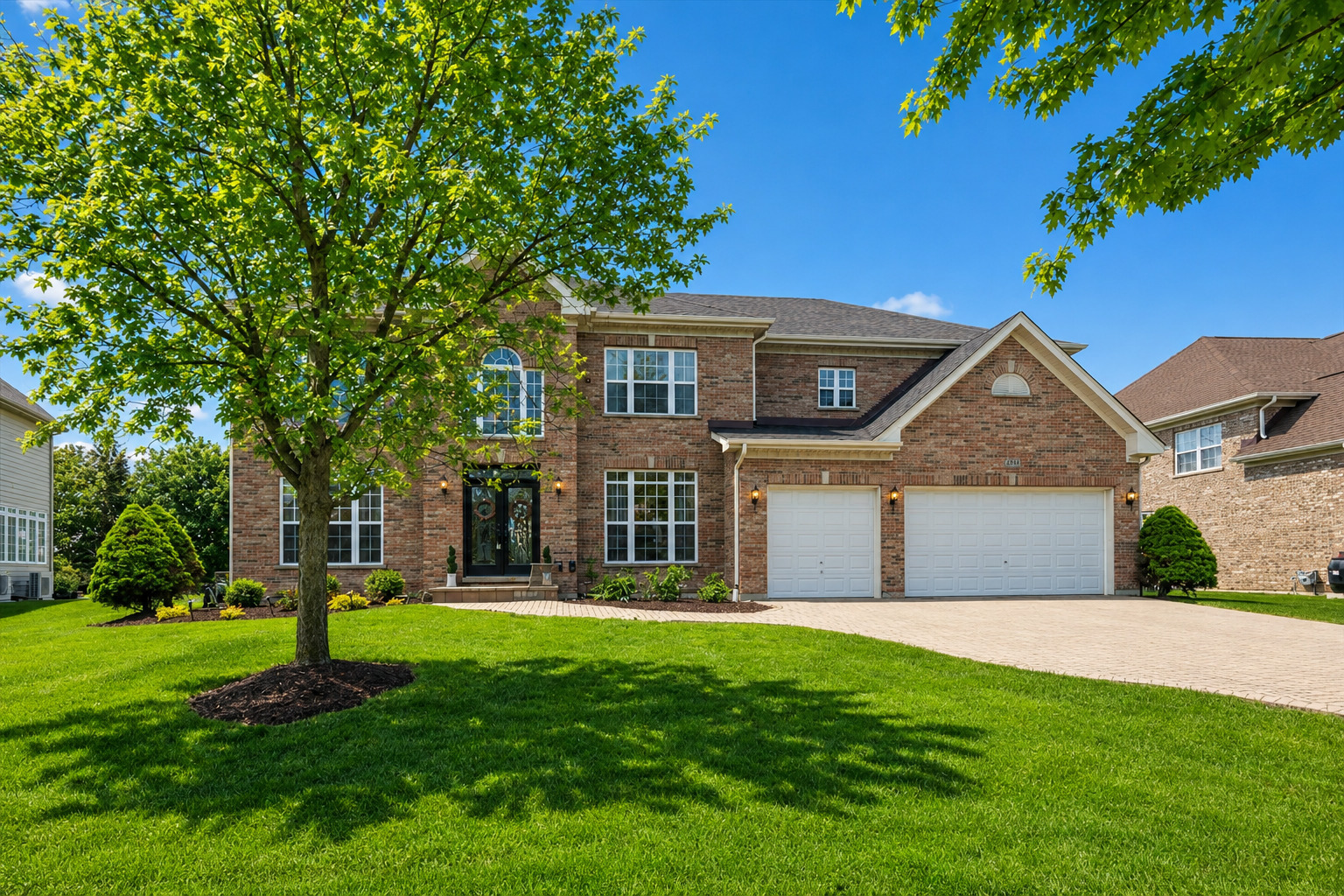 Homes for sale in Hoffman Estates, IL | 5423 Swan Cir, Hoffman Estates, IL 60192 | MLS# 12669357