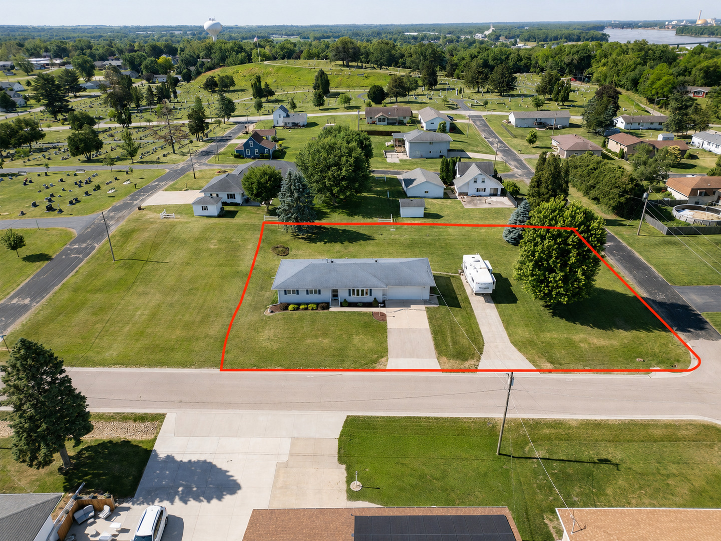 Homes for sale in Fulton, IL | 710 1St Ave, Fulton, IL 61252 | MLS# 12669403