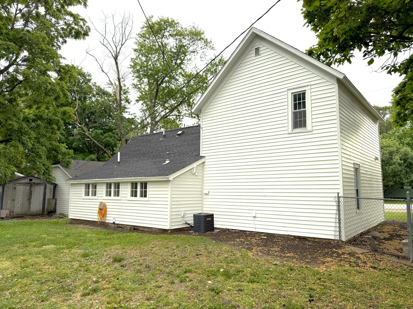 Homes for sale in Paxton, IL | 409 E Chestnut St, Paxton, IL 60957 | MLS# 12669416