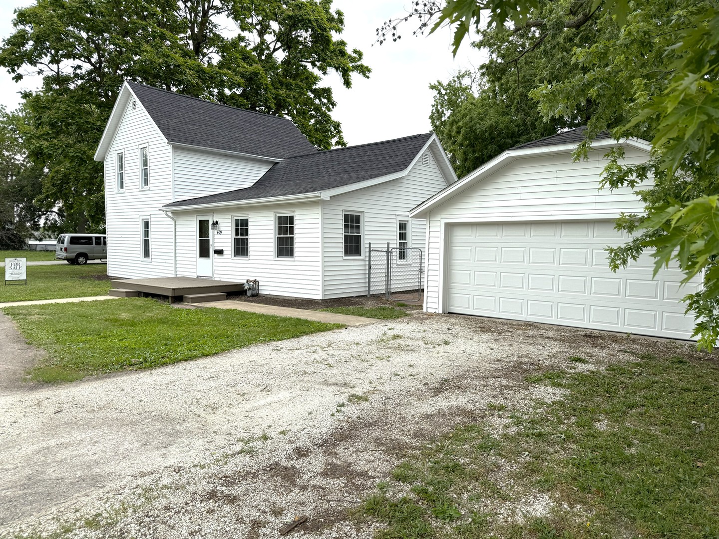 Homes for sale in Paxton, IL | 409 E Chestnut St, Paxton, IL 60957 | MLS# 12669416