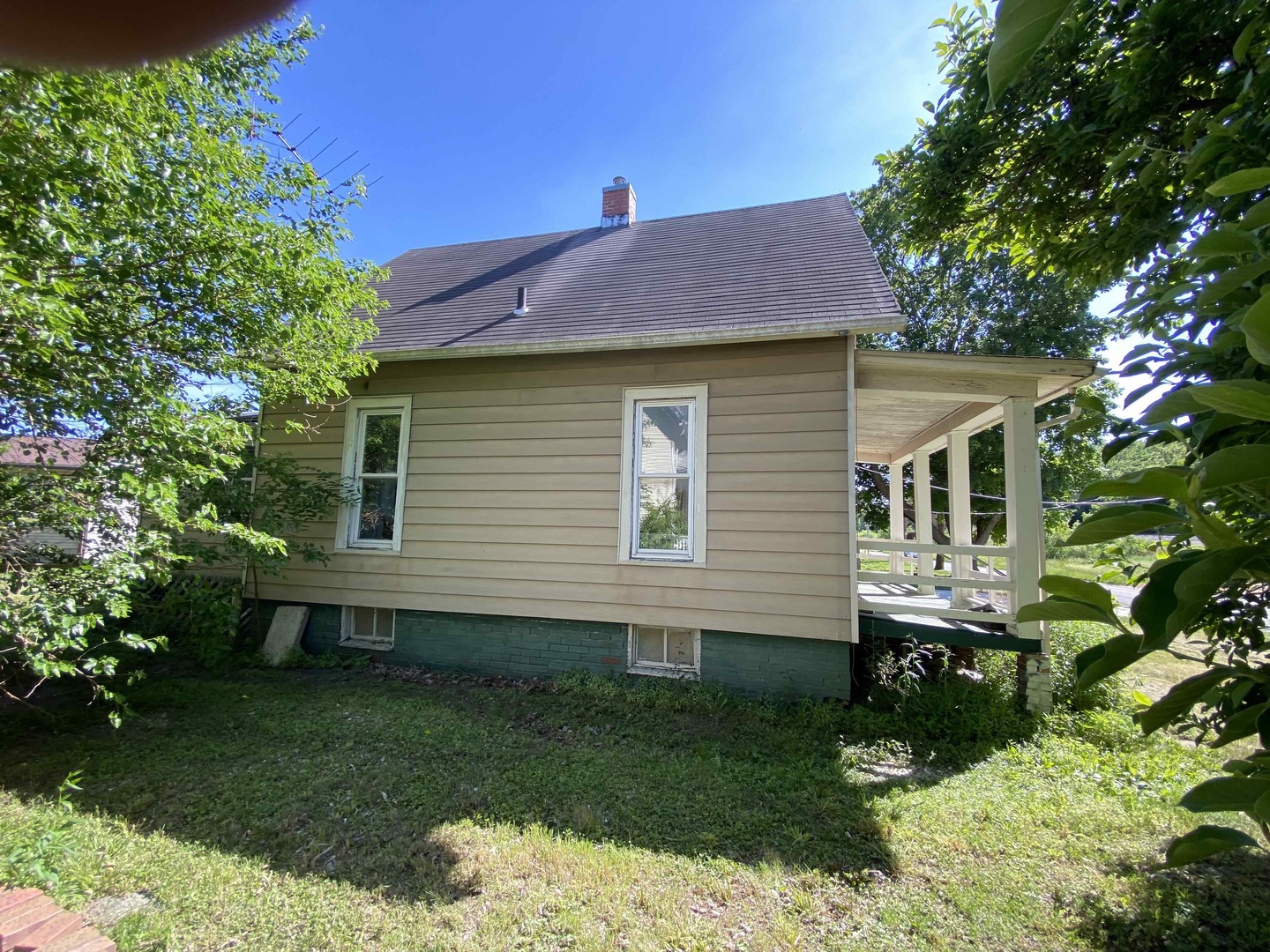 Homes for sale in Galesburg, IL | 1011 Lincoln St, Galesburg, IL 61401 | MLS# 12669542