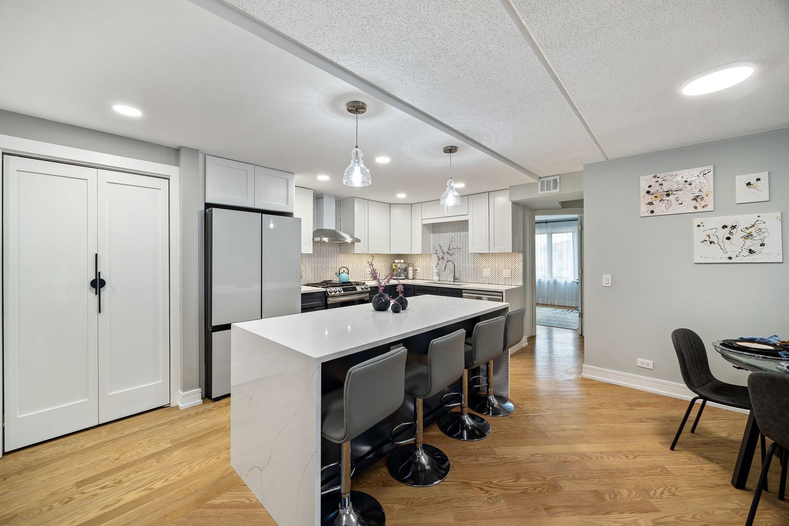 Homes for sale in Norridge, IL | 8560 W Foster Ave #203, Norridge, IL 60706 | MLS# 12669629