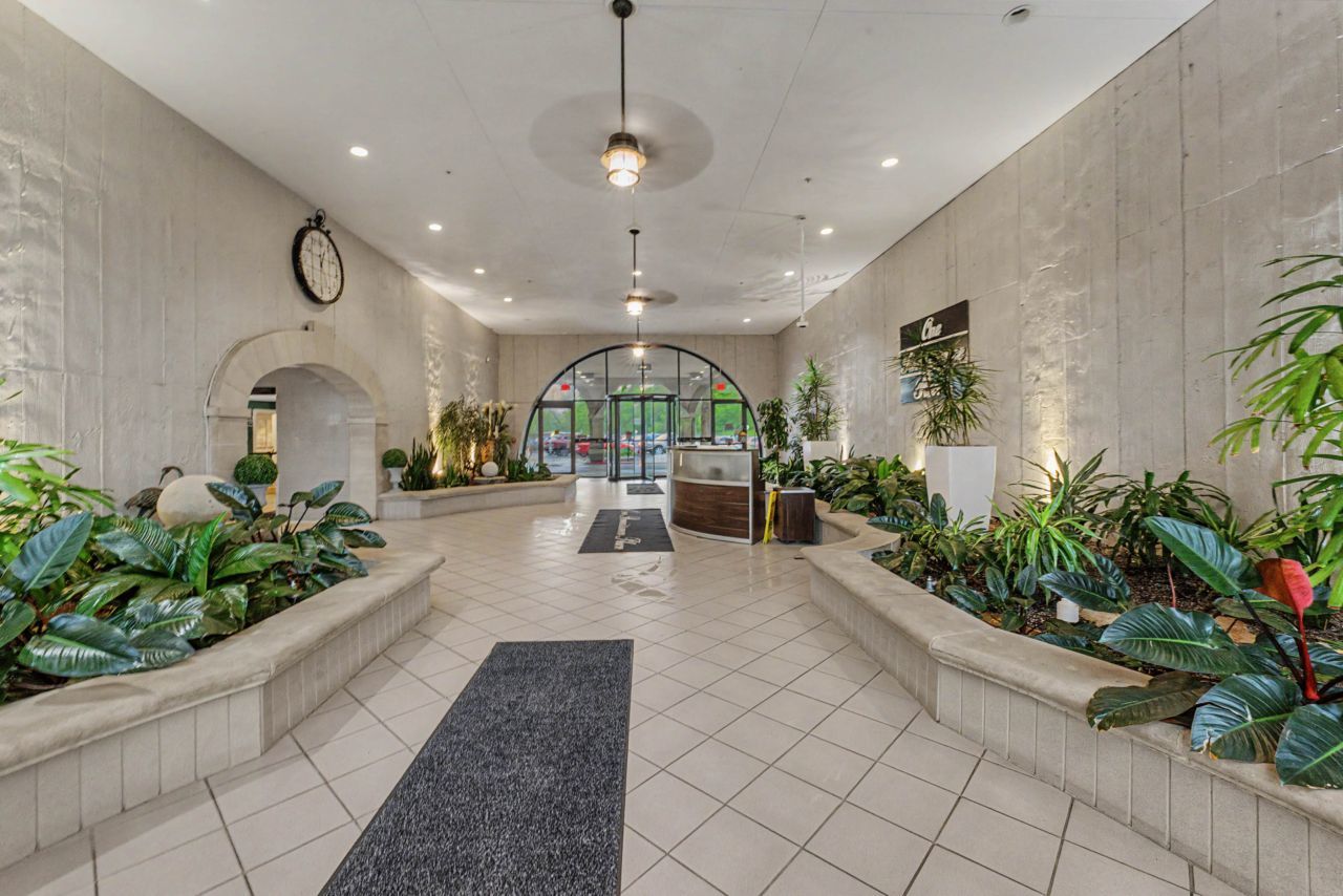 Homes for sale in Palatine, IL | 1 Renaissance Pl #1105, Palatine, IL 60067 | MLS# 12669676