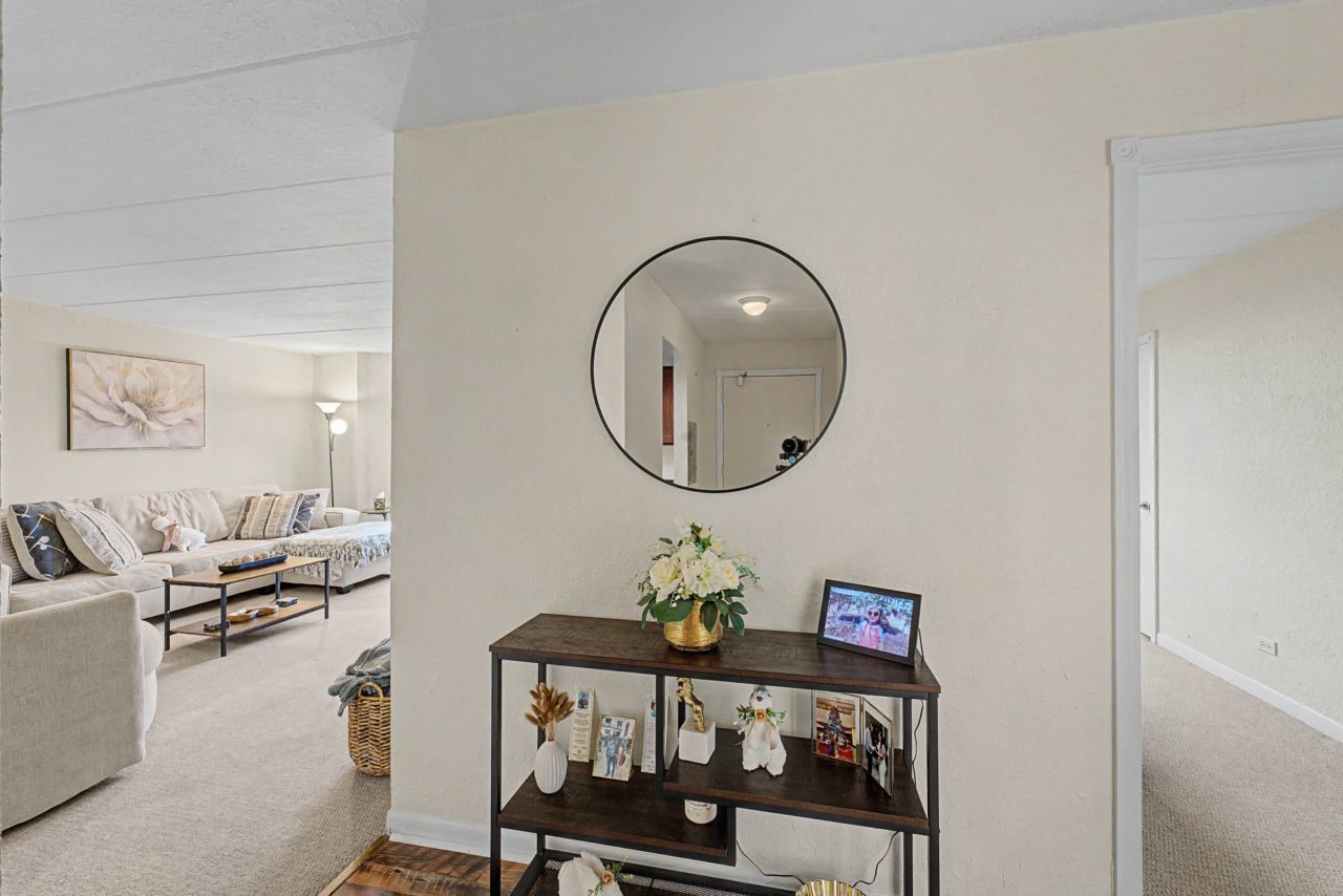 Homes for sale in Palatine, IL | 1 Renaissance Pl #1105, Palatine, IL 60067 | MLS# 12669676