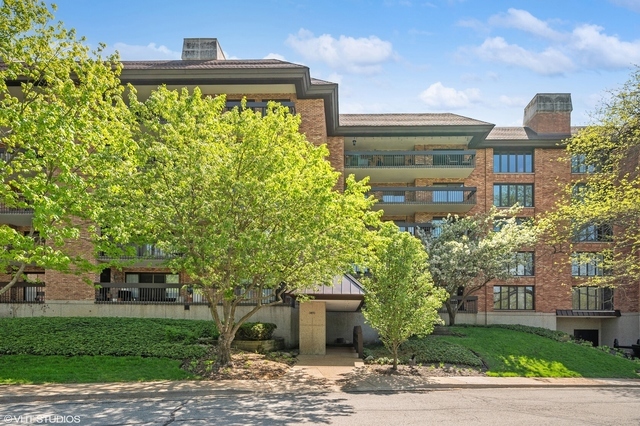 Homes for sale in Northbrook, IL | 3851 Mission Hills Rd #502, Northbrook, IL 60062 | MLS# 12669818
