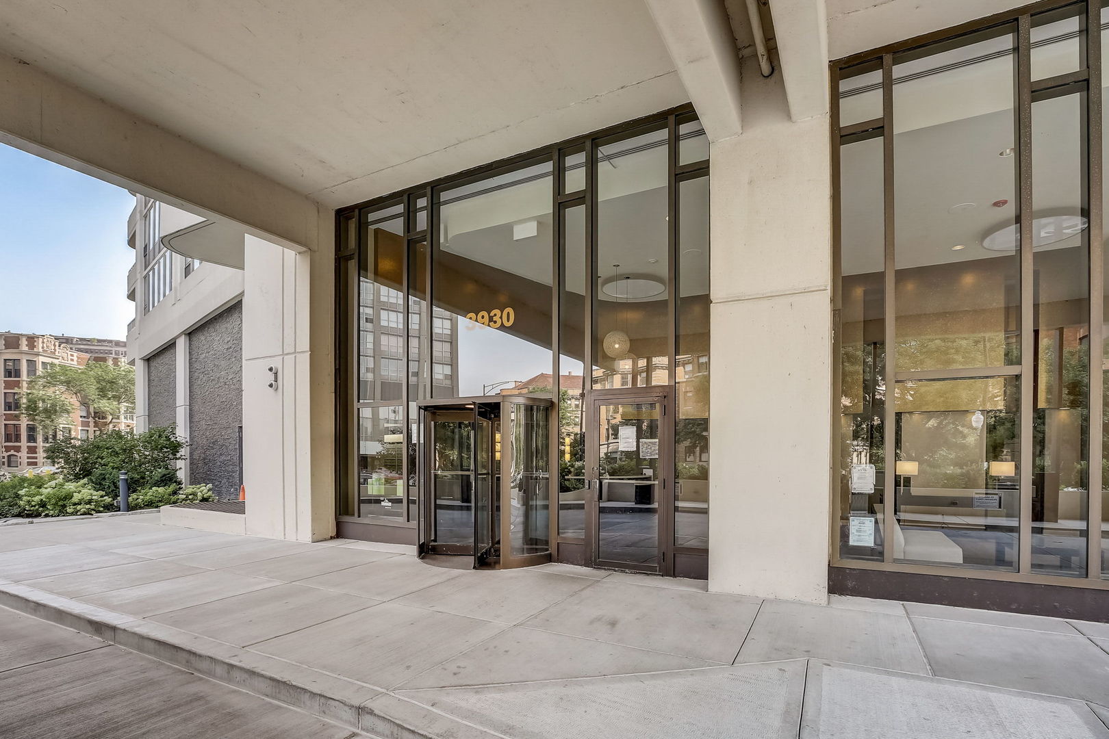 5th image of 3930 N Pine Grove Ave #2708, Chicago, IL 60613 | MLS# 12669984