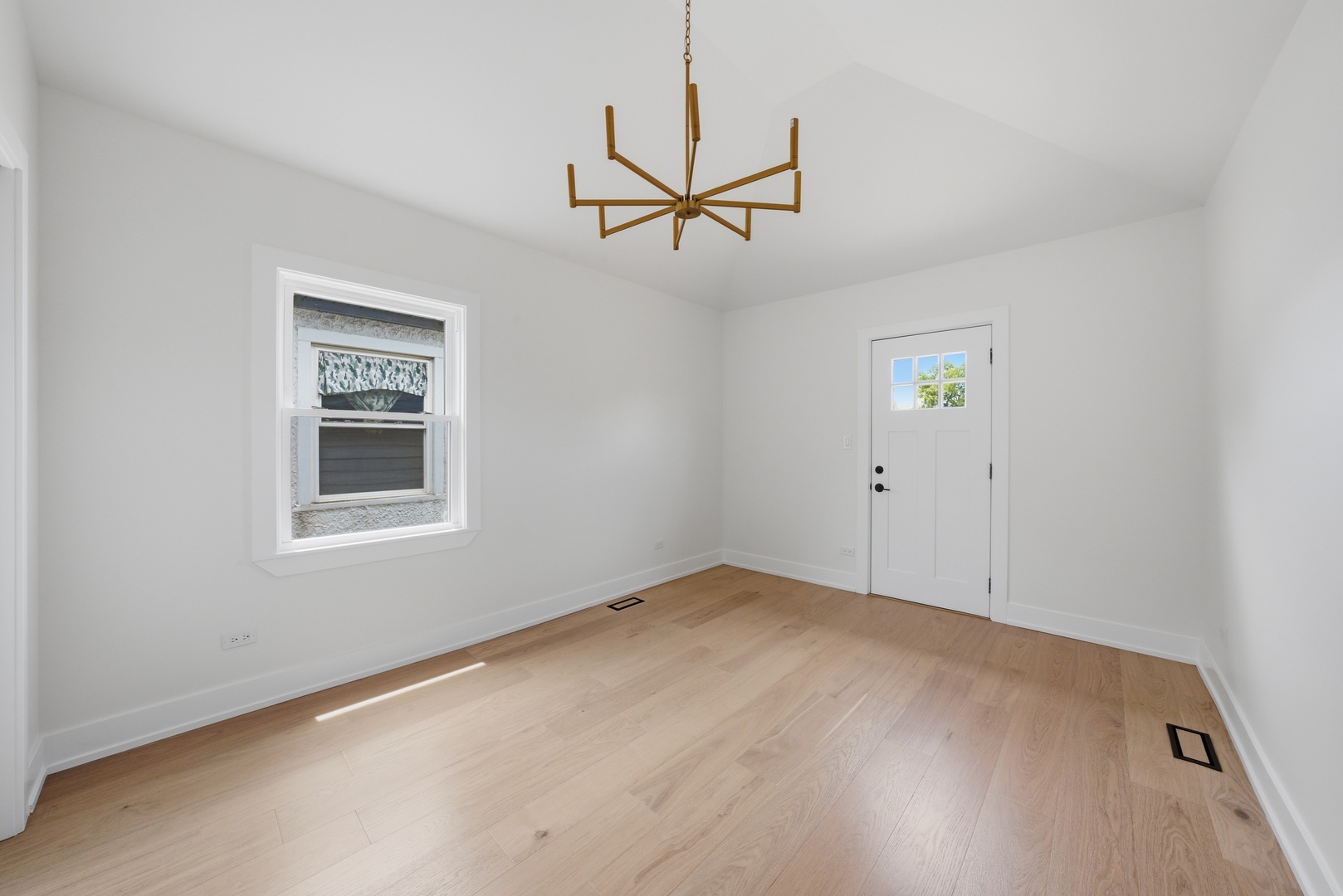Homes for sale in Berwyn, IL | 1416 Ridgeland Ave, Berwyn, IL 60402 | MLS# 12670004