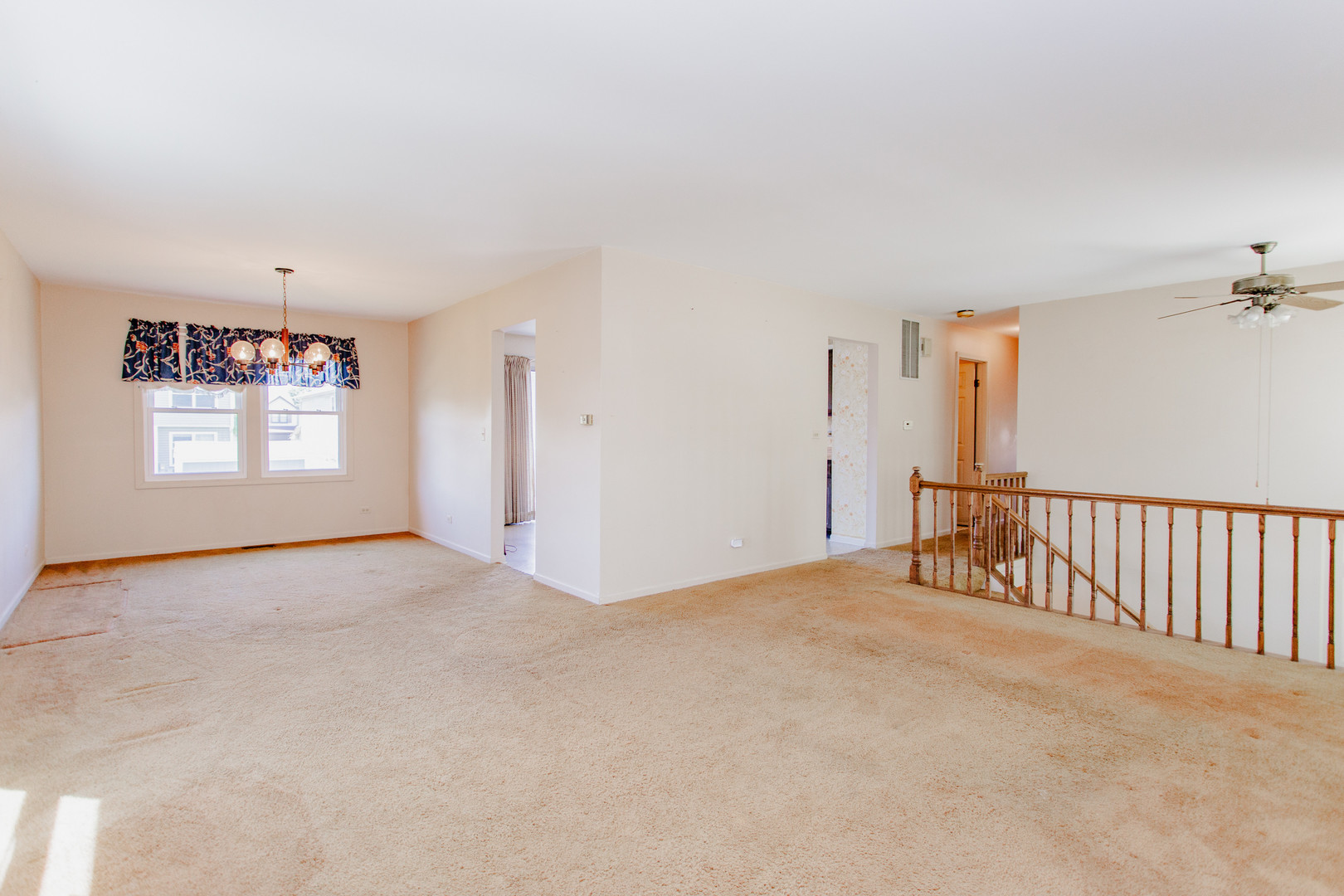 Homes for sale in Elk Grove Village, IL | 750 Michigan Ln, Elk Grove Village, IL 60007 | MLS# 12670014