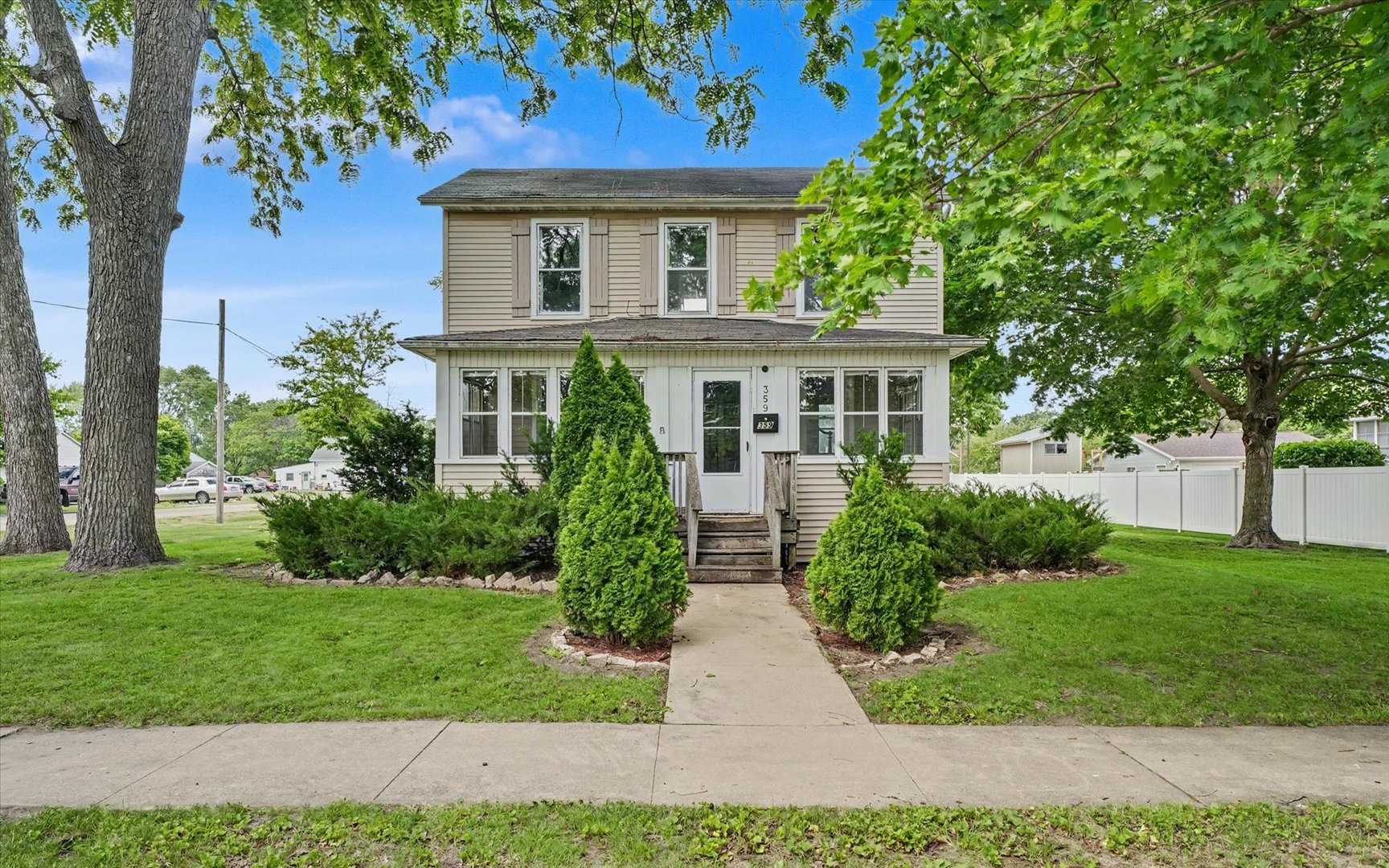 Homes for sale in Paxton, IL | 359 W State St, Paxton, IL 60957 | MLS# 12670153