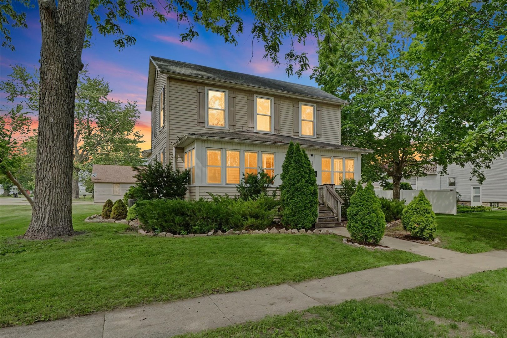 Homes for sale in Paxton, IL | 359 W State St, Paxton, IL 60957 | MLS# 12670153