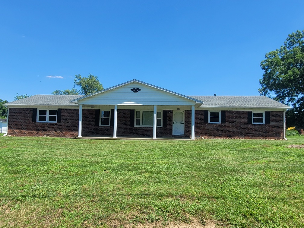 Homes for sale in Enfield, IL | 210 Brockett St, Enfield, IL 62835 | MLS# 12670251
