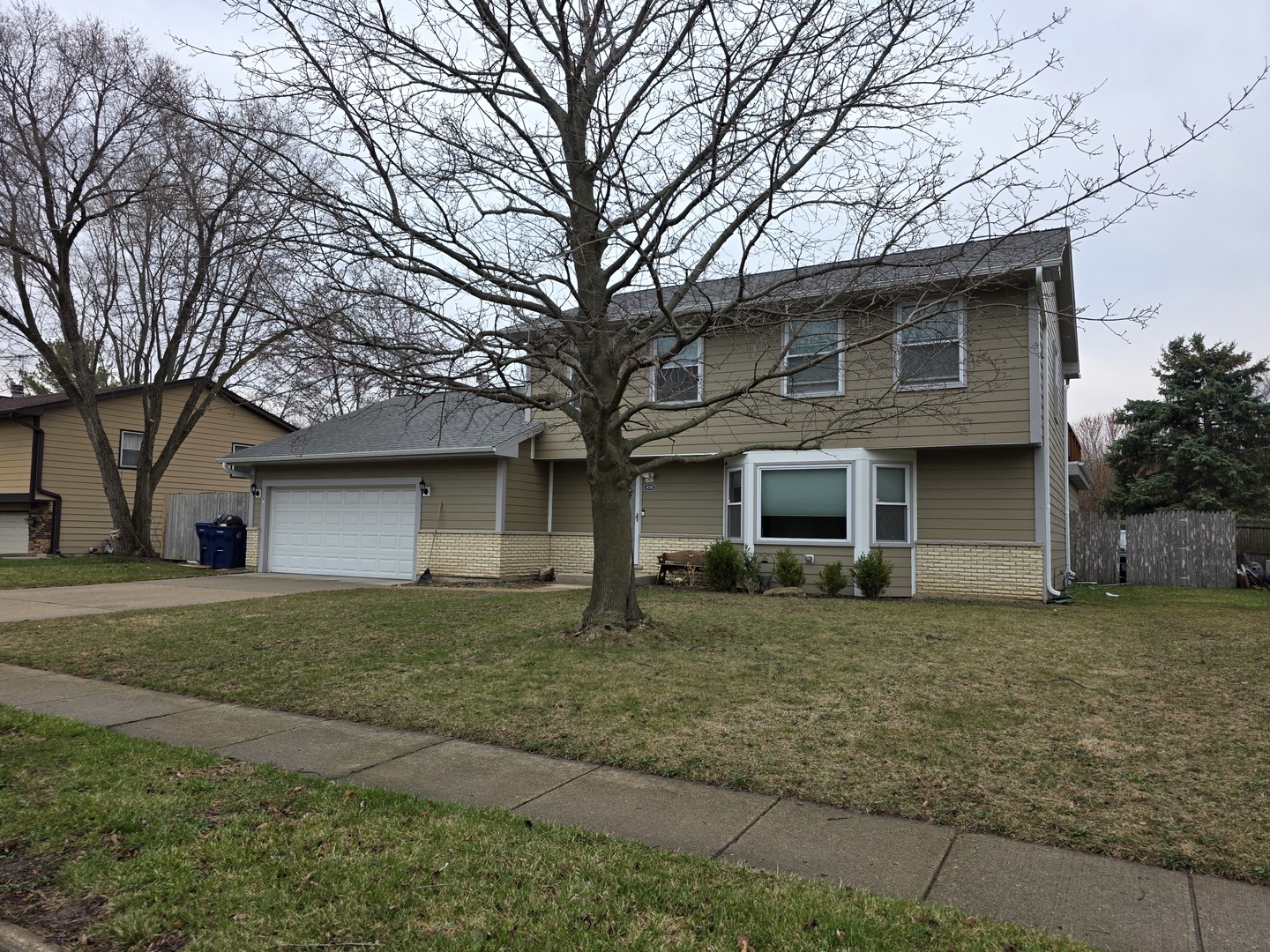 Homes for sale in Gurnee, IL | 430 Gillings Dr, Gurnee, IL 60031 | MLS# 12670317