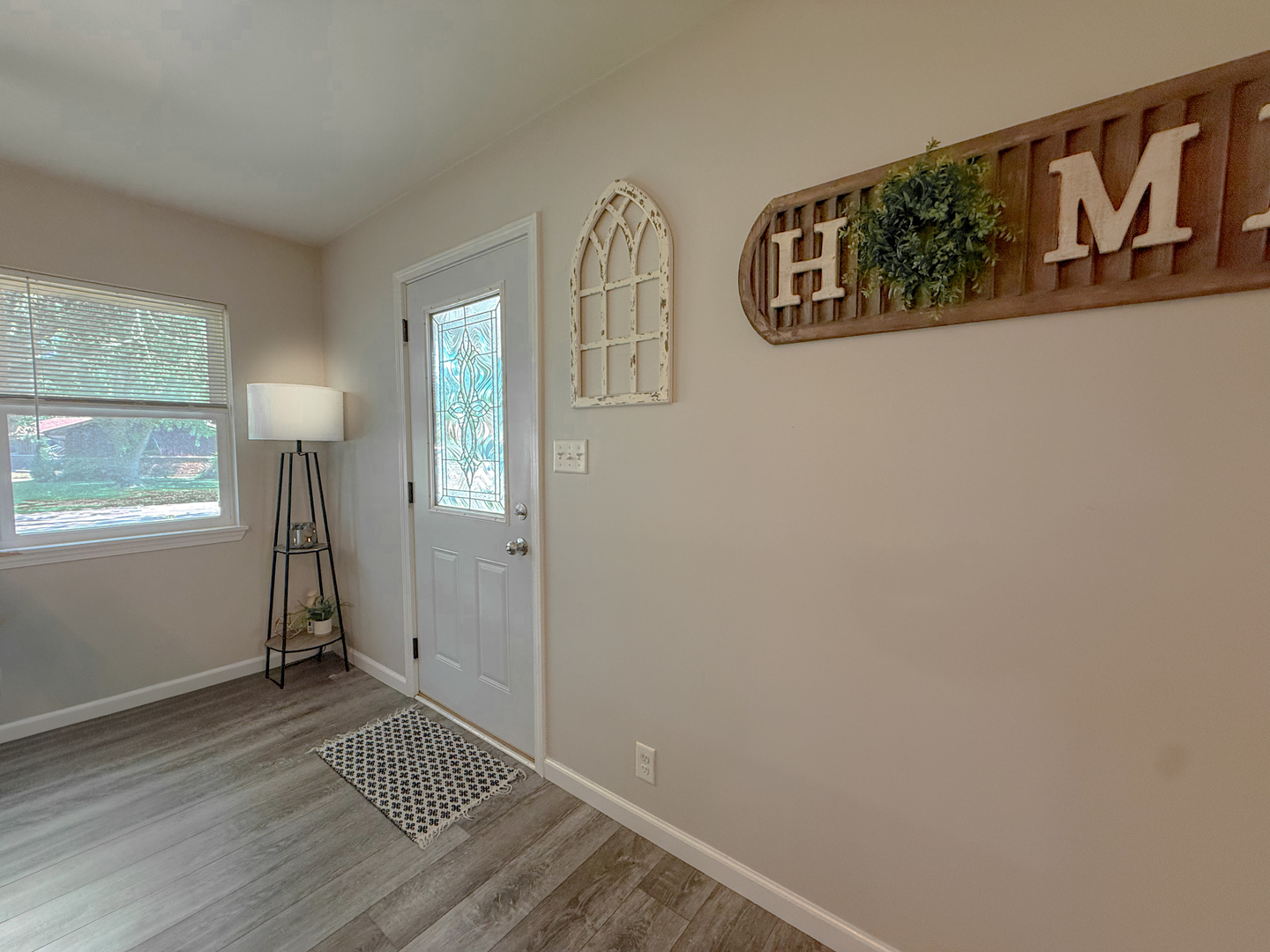 Homes for sale in Sycamore, IL | 415 Parkside Dr, Sycamore, IL 60178 | MLS# 12670372