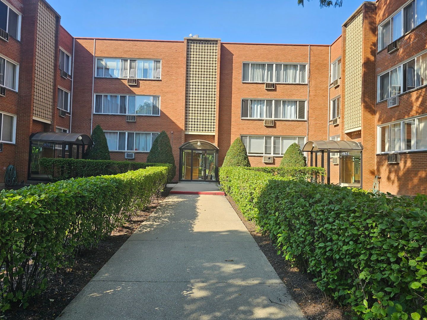 Homes for sale in Skokie, IL | (Undisclosed), Skokie, IL 60076 | MLS# 12670501