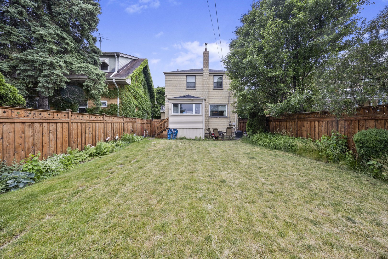 Homes for sale in Berwyn, IL | 6938 Riverside Dr, Berwyn, IL 60402 | MLS# 12670649