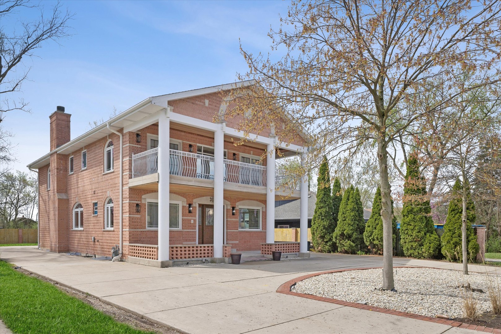 Homes for sale in Countryside, IL | 9807 W 57th St, Countryside, IL 60525 | MLS# 12670659