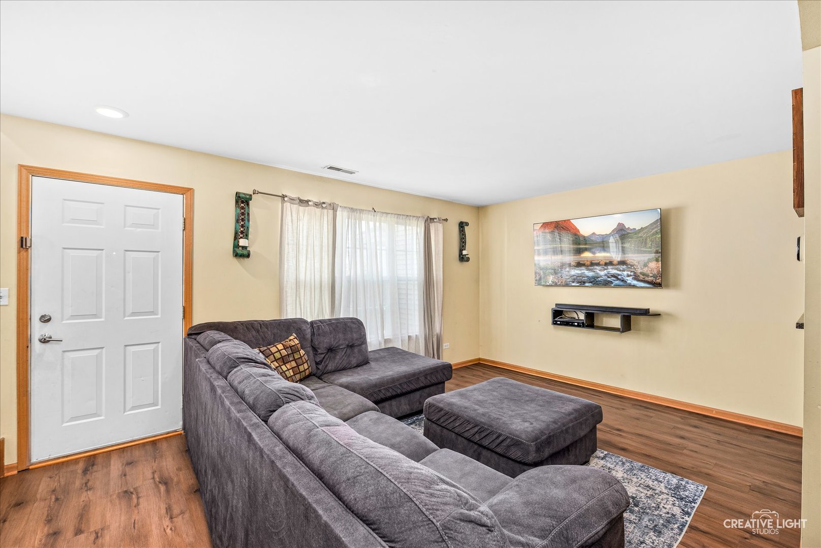 3rd image of 1847 Towhee Ct, Joliet, IL 60435 | MLS# 12671312