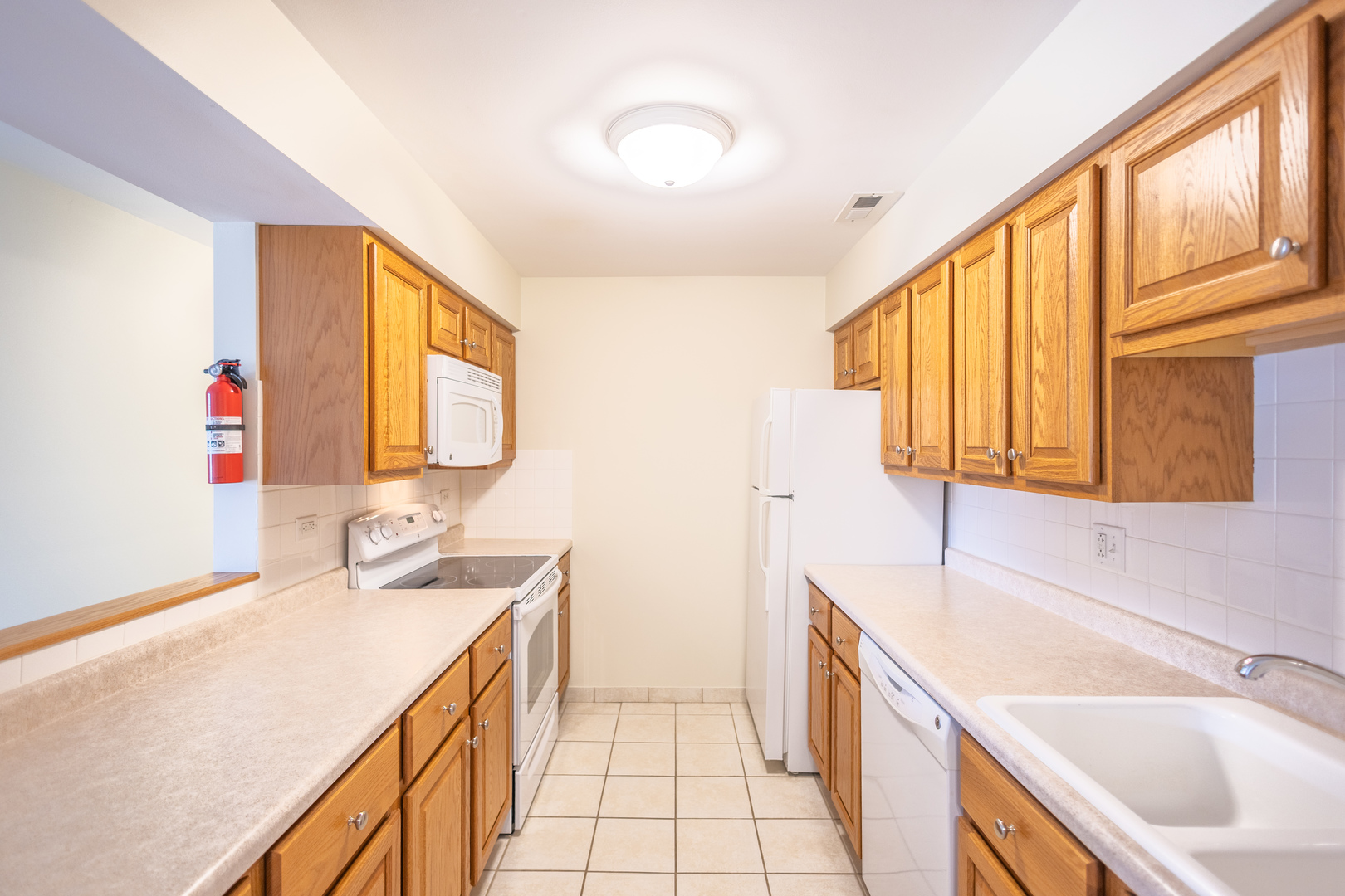 Homes for sale in Wheaton, IL | 1420 Stonebridge Cir, Wheaton, IL 60189