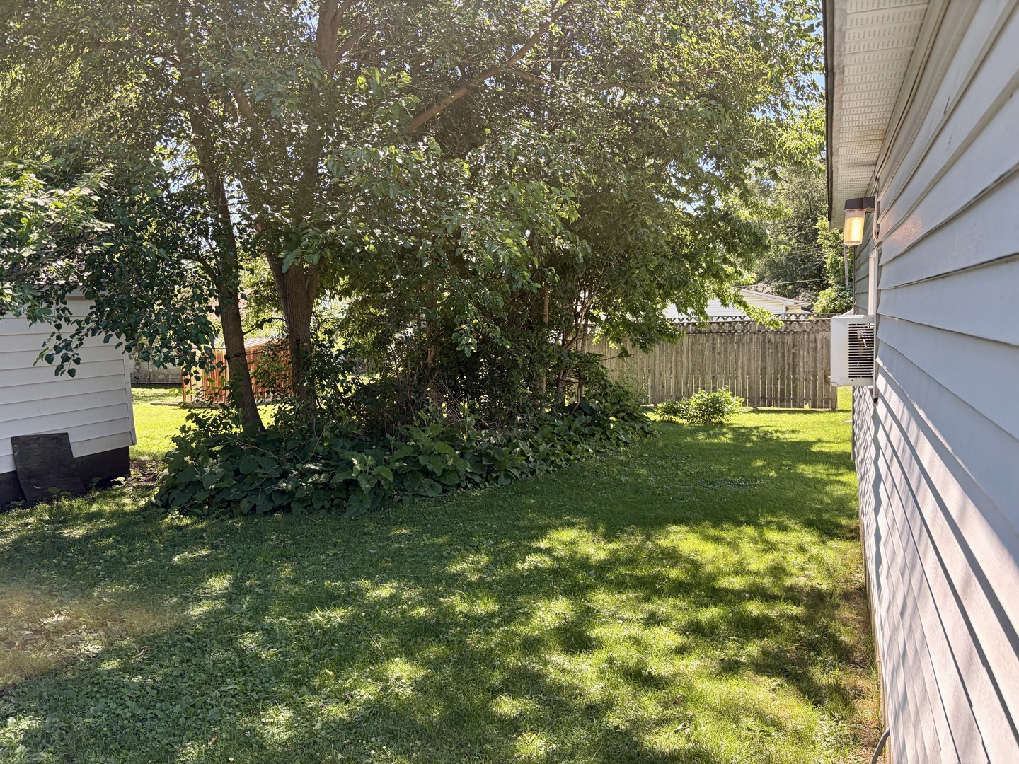 20th image of 105 S Miller St, Clinton, IL 61727 | MLS# 12672136