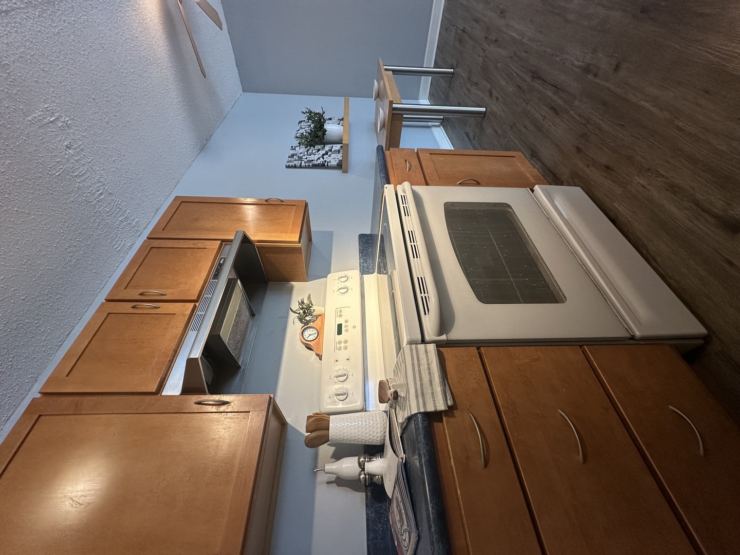 Homes for sale in Bensenville, IL | 1043 S York Rd #308, Bensenville, IL 60106 | MLS# 12672191