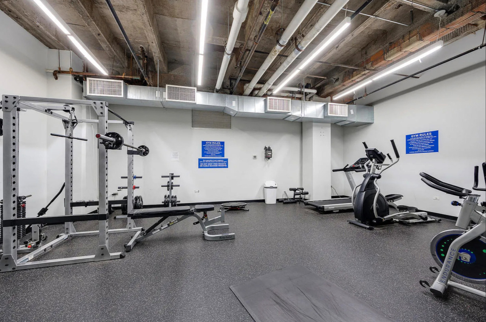 2nd image of 20 N State St, Chicago, IL 60602