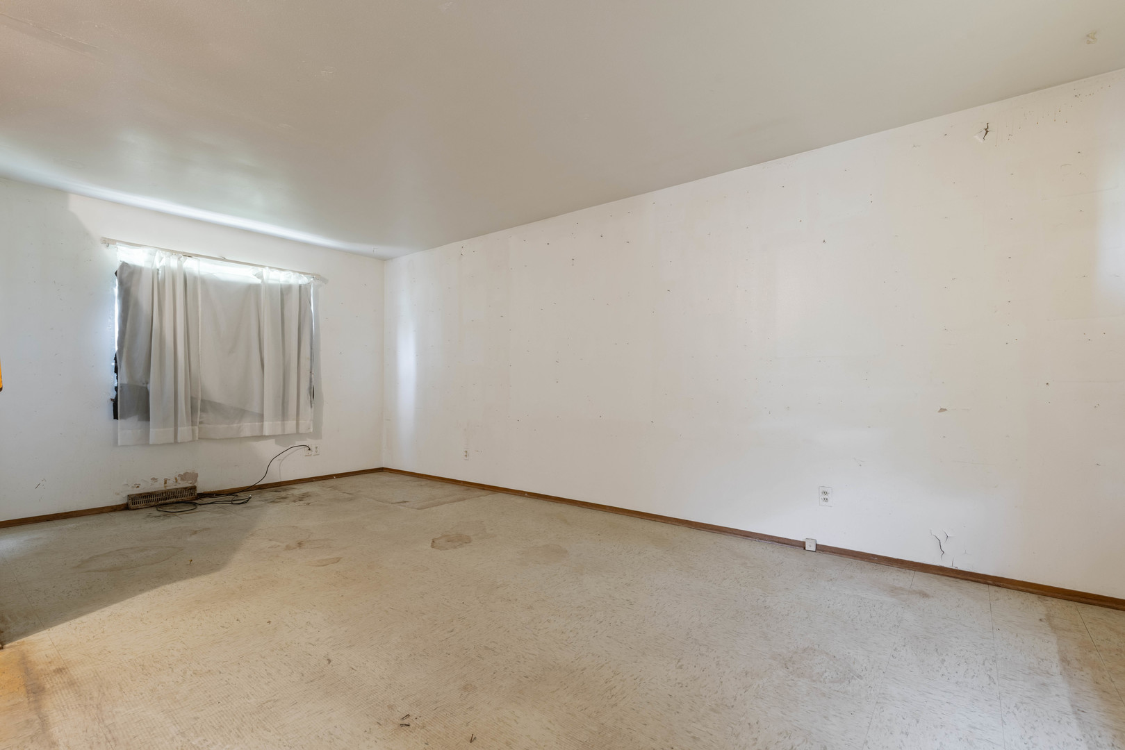4th image of 2714 Ashland Ct, Rockford, IL 61101 | MLS# 12673425