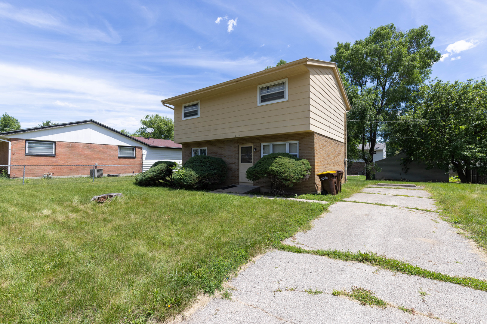 Homes for sale in Rockford, IL | 2714 Ashland Ct, Rockford, IL 61101 | MLS# 12673425