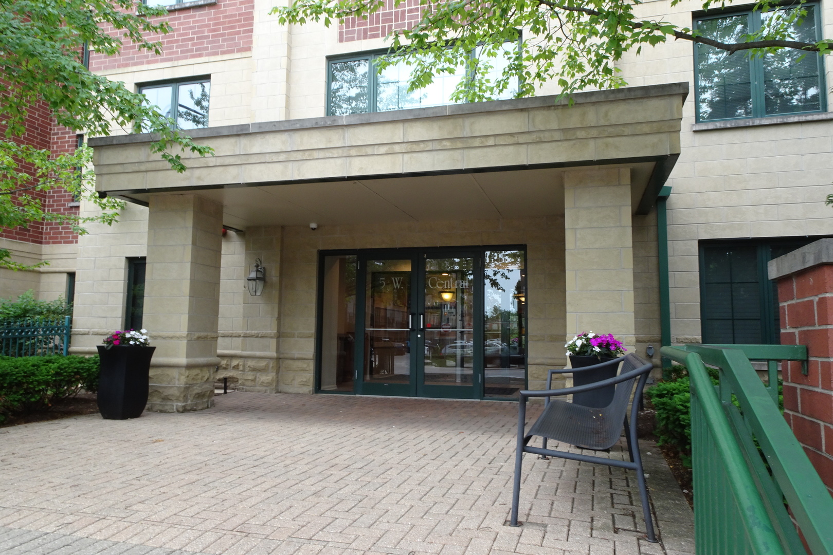 Homes for sale in Mount Prospect, IL | 5 W Central Rd, Mount Prospect, IL 60056