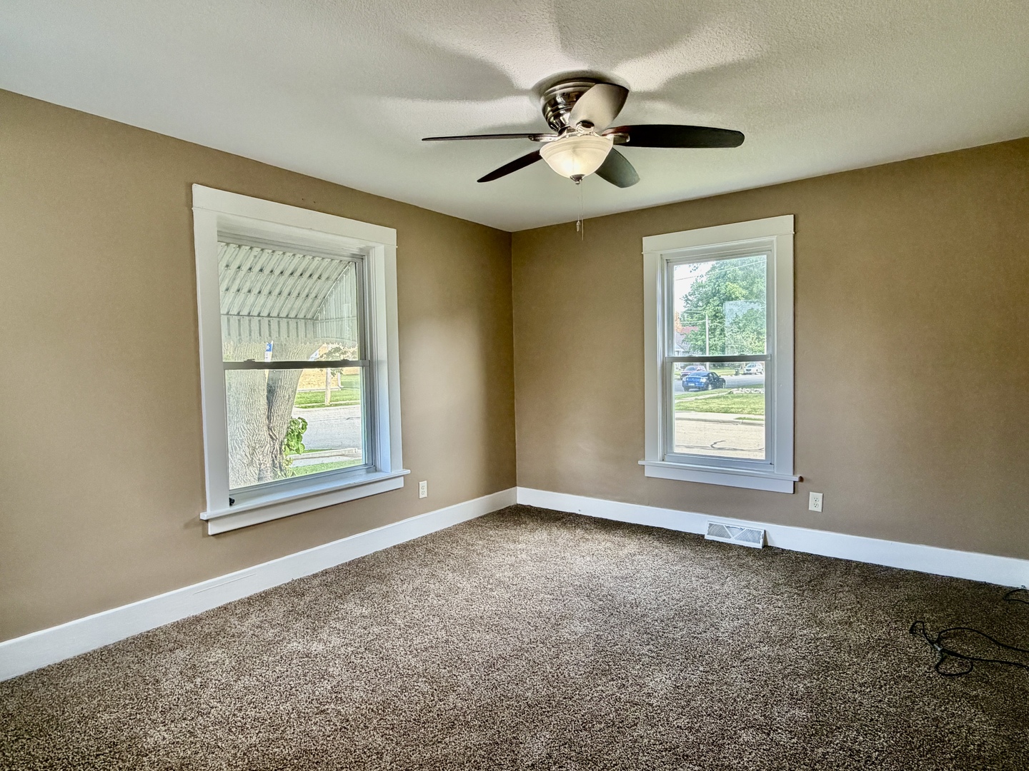 Homes for sale in Sterling, IL | 1112 6Th Ave, Sterling, IL 61081 | MLS# 12673844