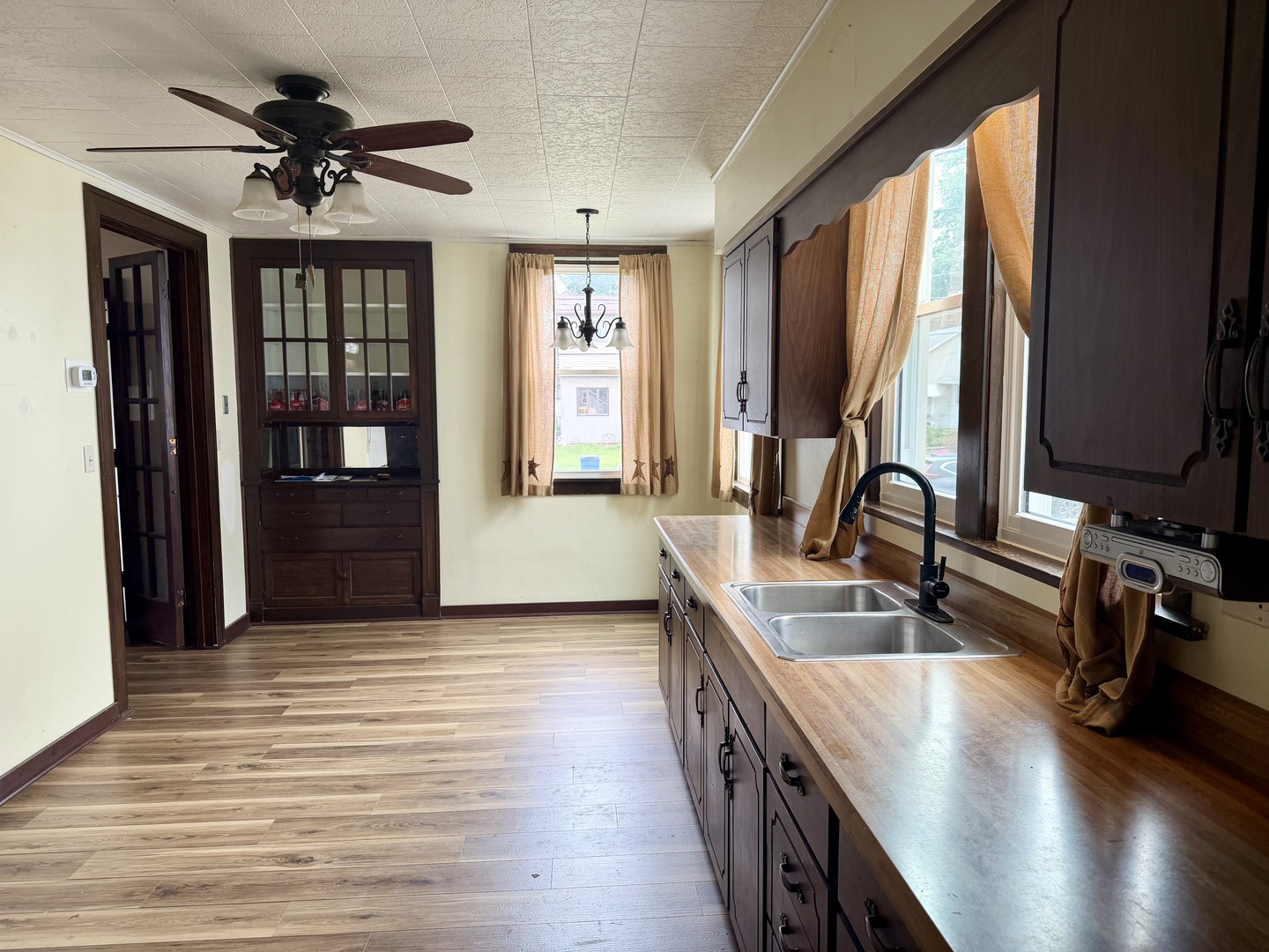 5th image of 1515 7Th St, Peru, IL 61354 | MLS# 12673983