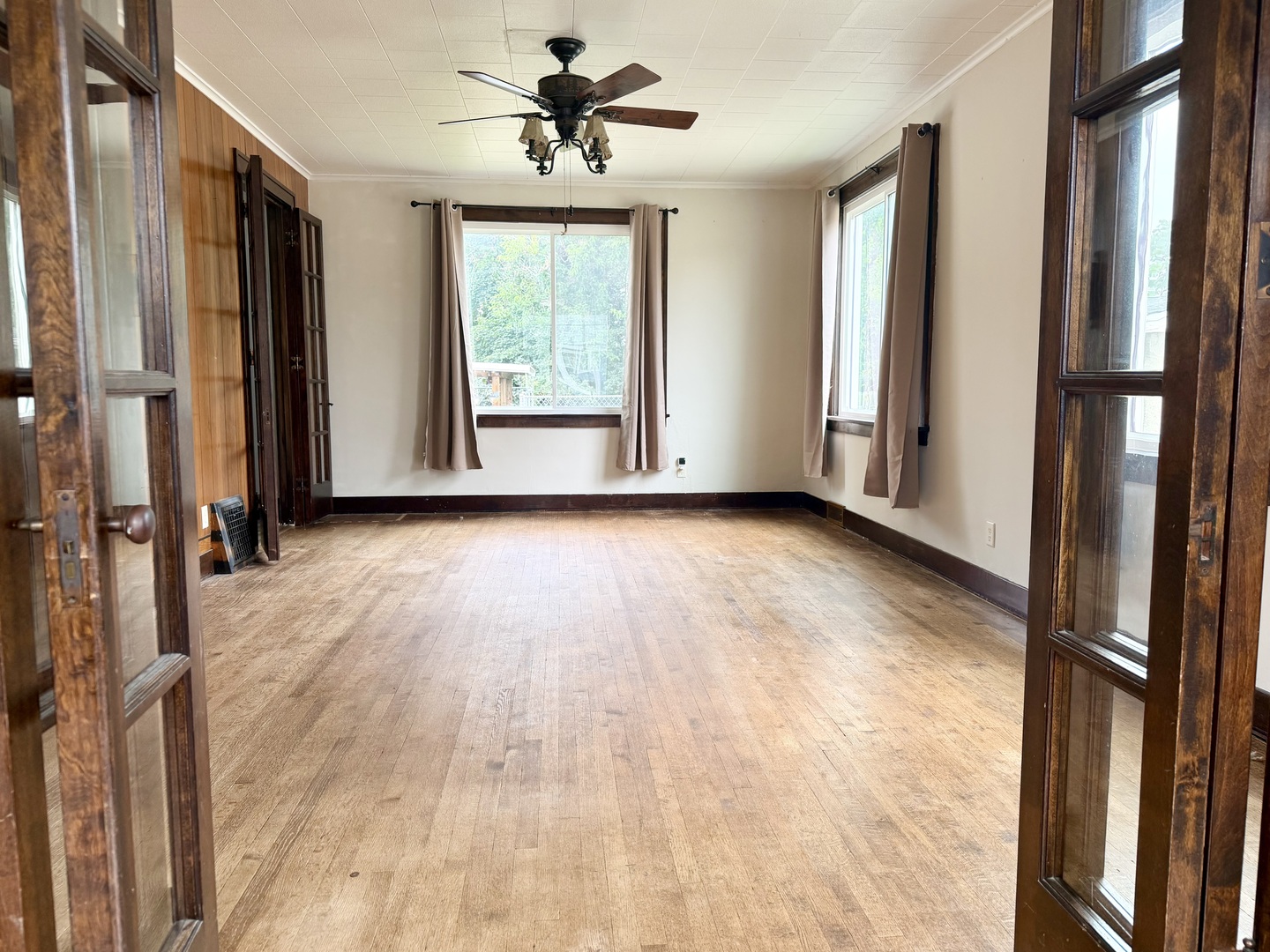 3rd image of 1515 7Th St, Peru, IL 61354 | MLS# 12673983