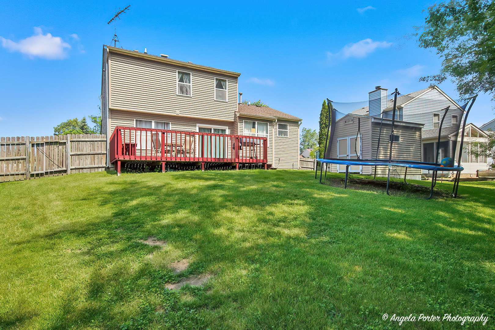 Homes for sale in Round Lake Beach, IL | 1995 N Nicole Ln, Round Lake Beach, IL 60073 | MLS# 12674040