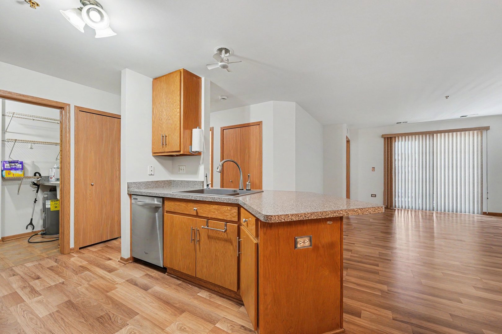 Homes for sale in Frankfort, IL | 20345 S Rainford Dr #1C, Frankfort, IL 60423 | MLS# 12674176