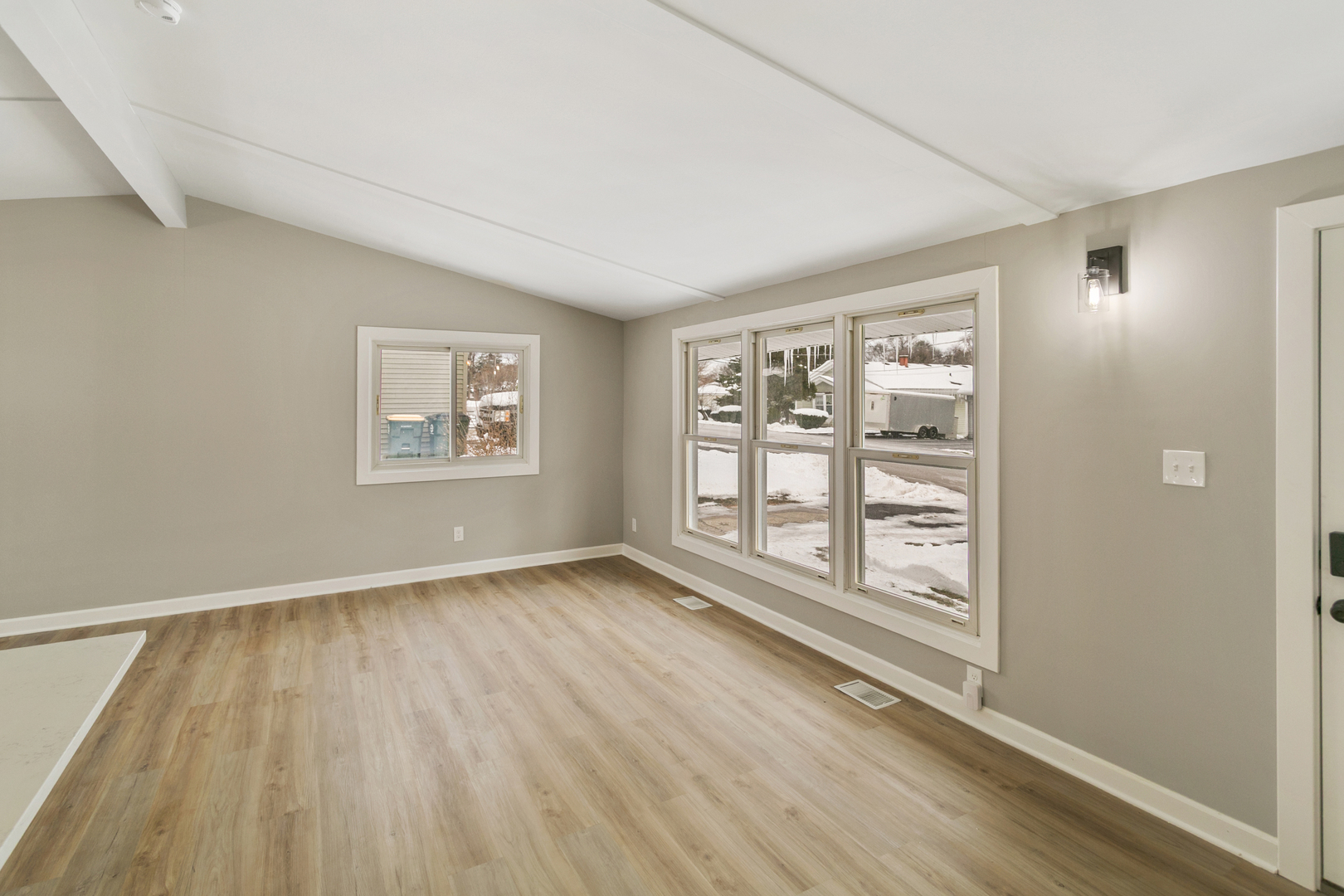 5th image of 6305 Robert Rd, Cary, IL 60013 | MLS# 12674188