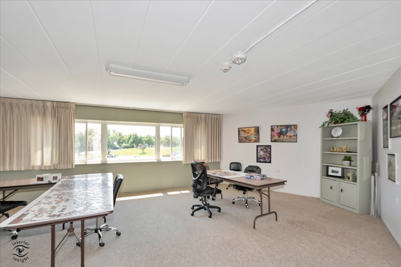 Homes for sale in Downers Grove, IL | 5540 Walnut Avenue, Downers Grove, IL 60515 | Houzeo