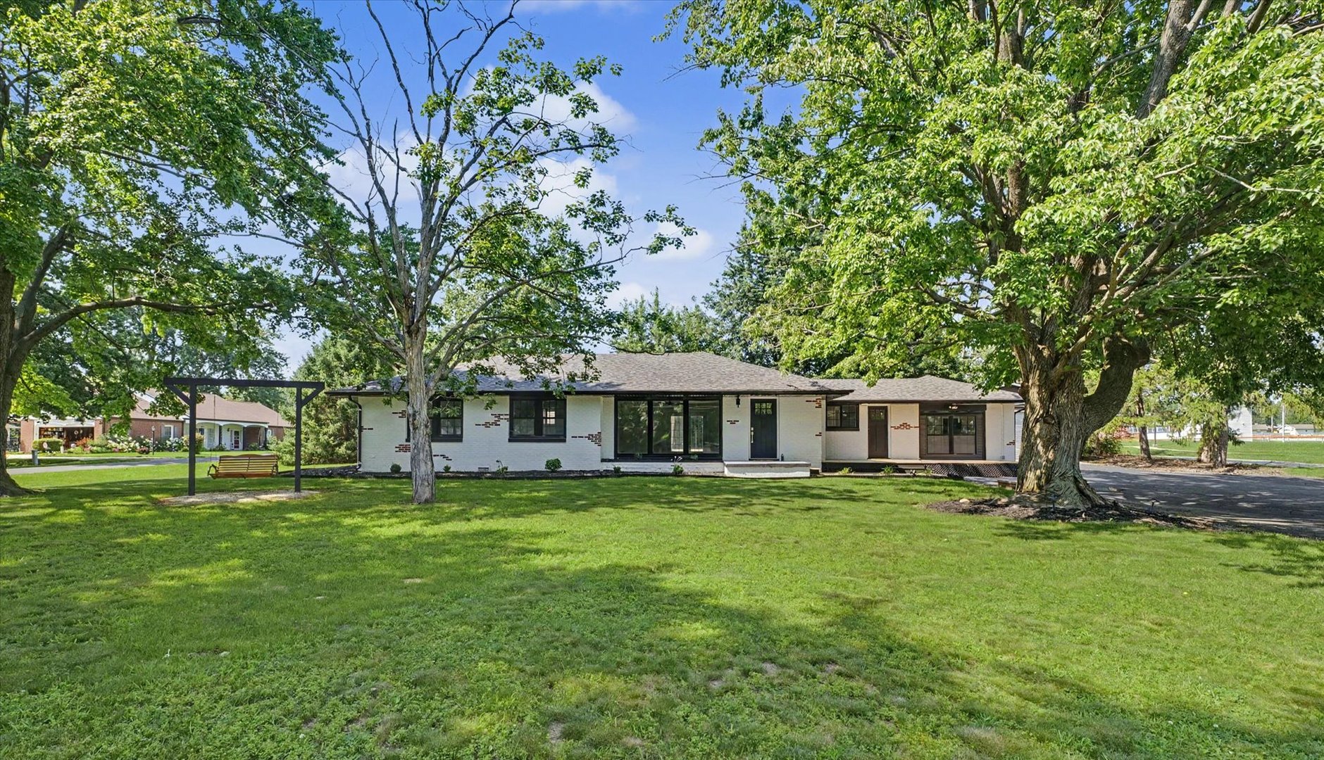 Homes for sale in Mahomet, IL | 302 W Main St, Mahomet, IL 61853 | MLS# 12674513