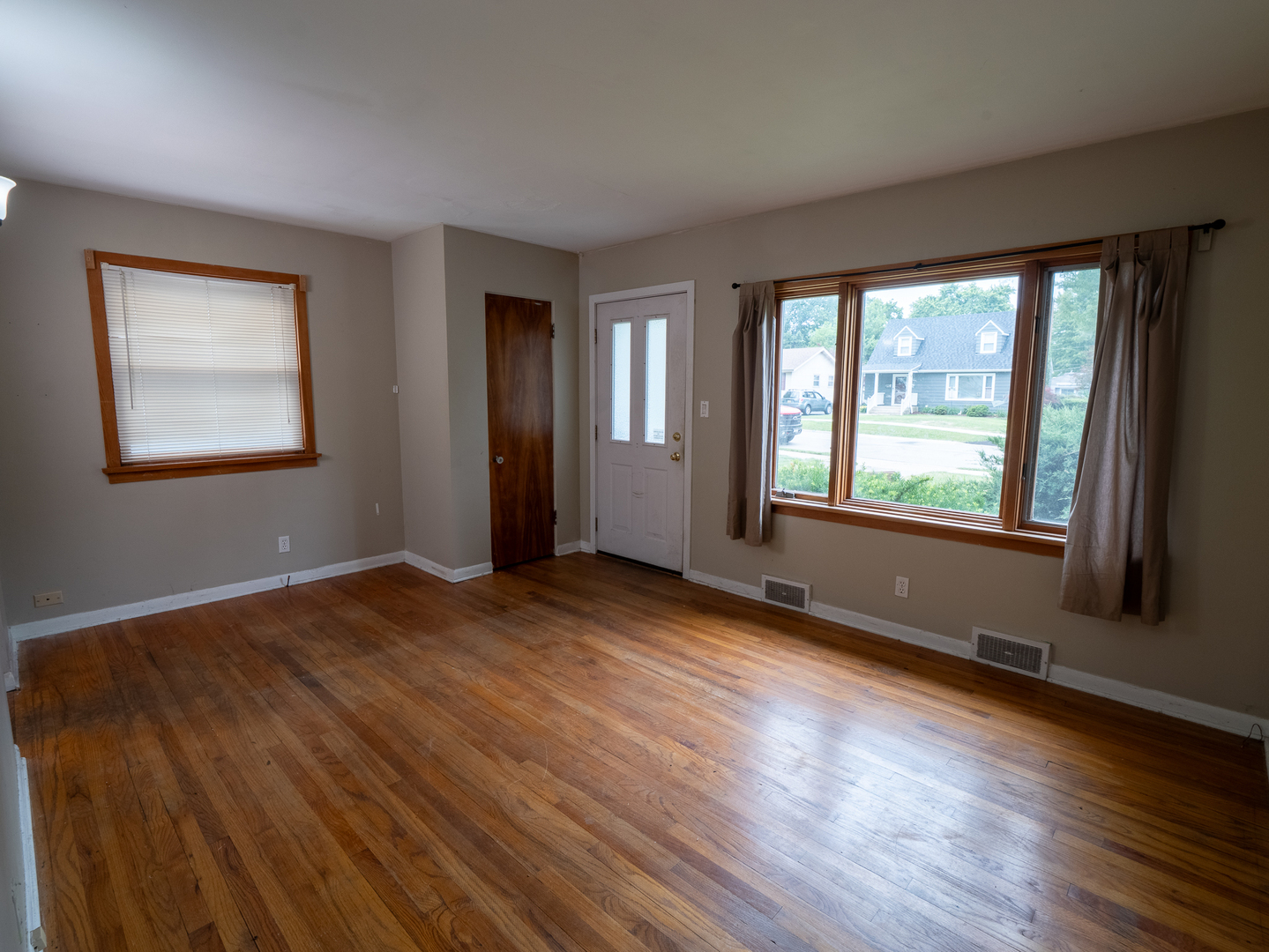 Homes for sale in Naperville, IL | 1332 N Main St, Naperville, IL 60563 | MLS# 12674911