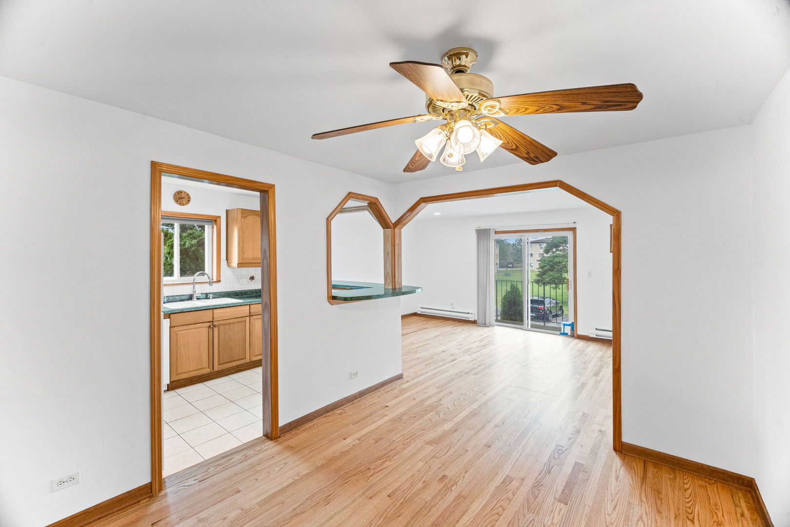 Homes for sale in Arlington Heights, IL | 2429 Crystal Ln, Arlington Heights, IL 60004