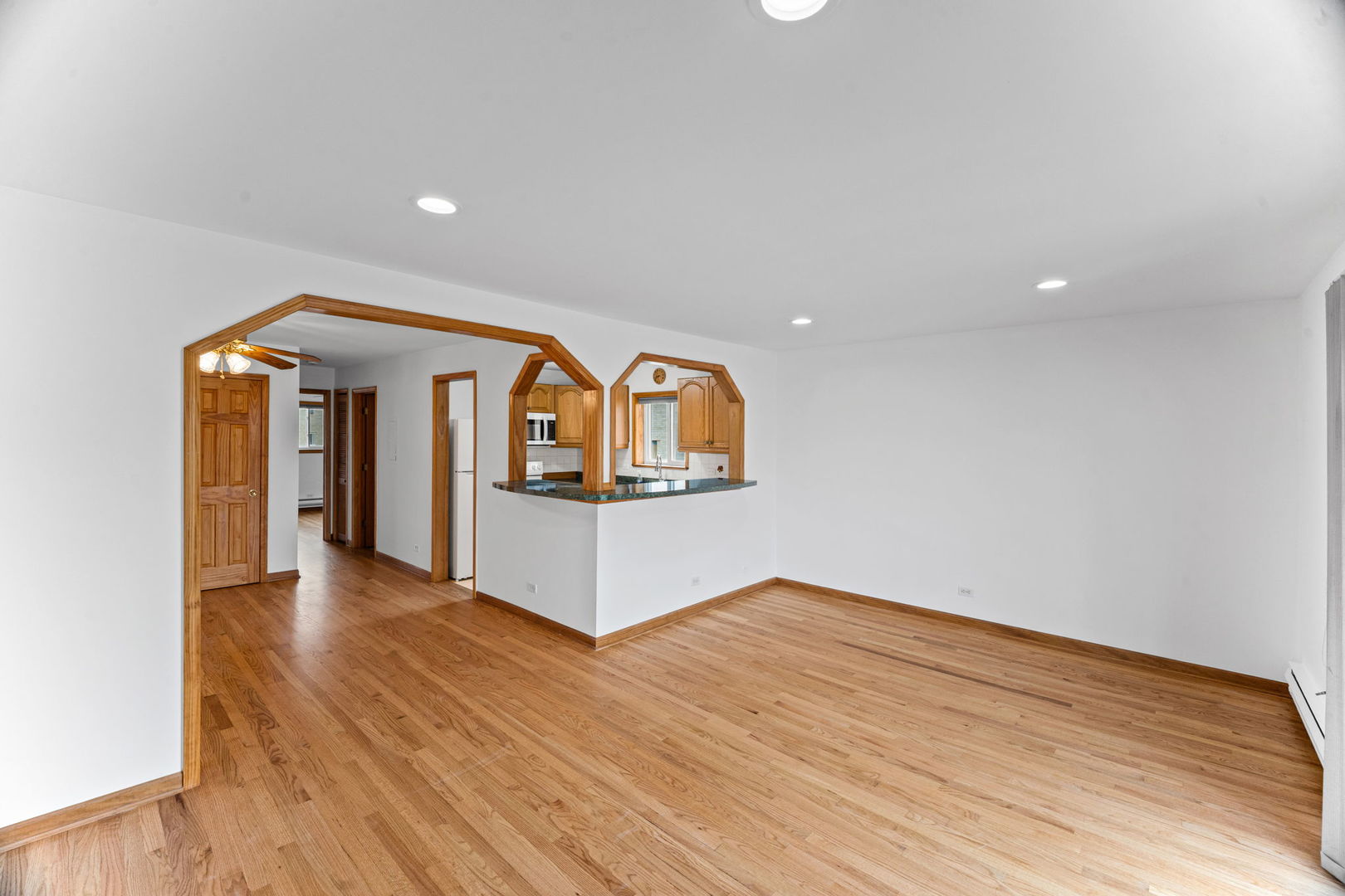 Homes for sale in Arlington Heights, IL | 2429 Crystal Ln, Arlington Heights, IL 60004