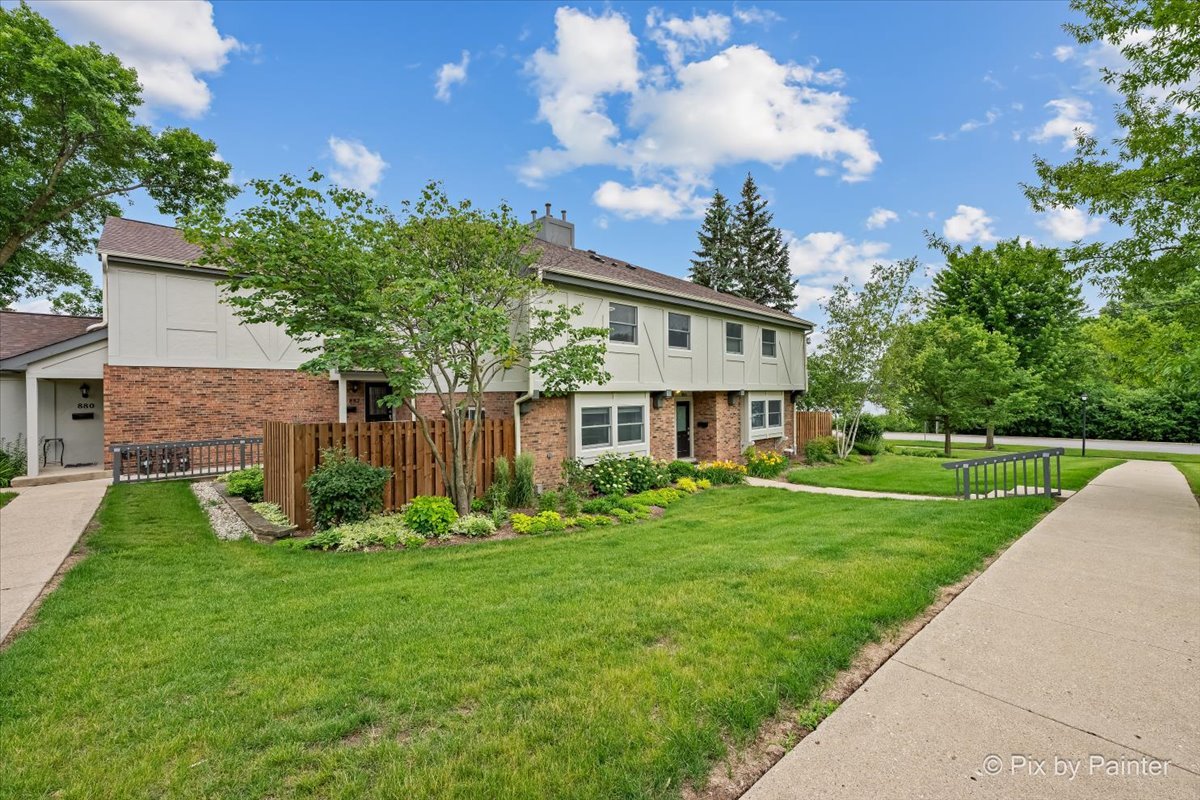 Homes for sale in Barrington, IL | 884 Bristol Dr #0, Barrington, IL 60010 | MLS# 12675266