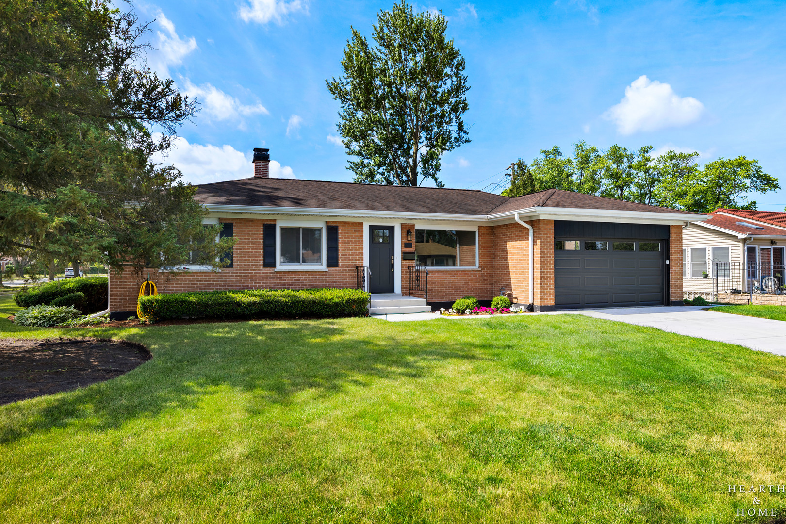1st image of 49 King Ln, Des Plaines, IL 60016 | MLS# 12675288