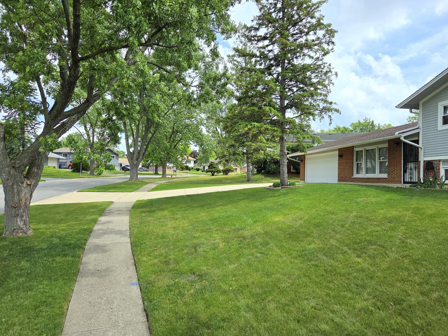 30th image of 21w105 Flamingo Ln, Lombard, IL 60148 | MLS# 12675398