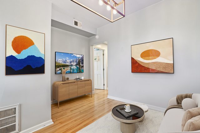 Homes for sale in Chicago, IL | 4006 W Nelson St #6B, Chicago, IL 60641 | MLS# 12675776