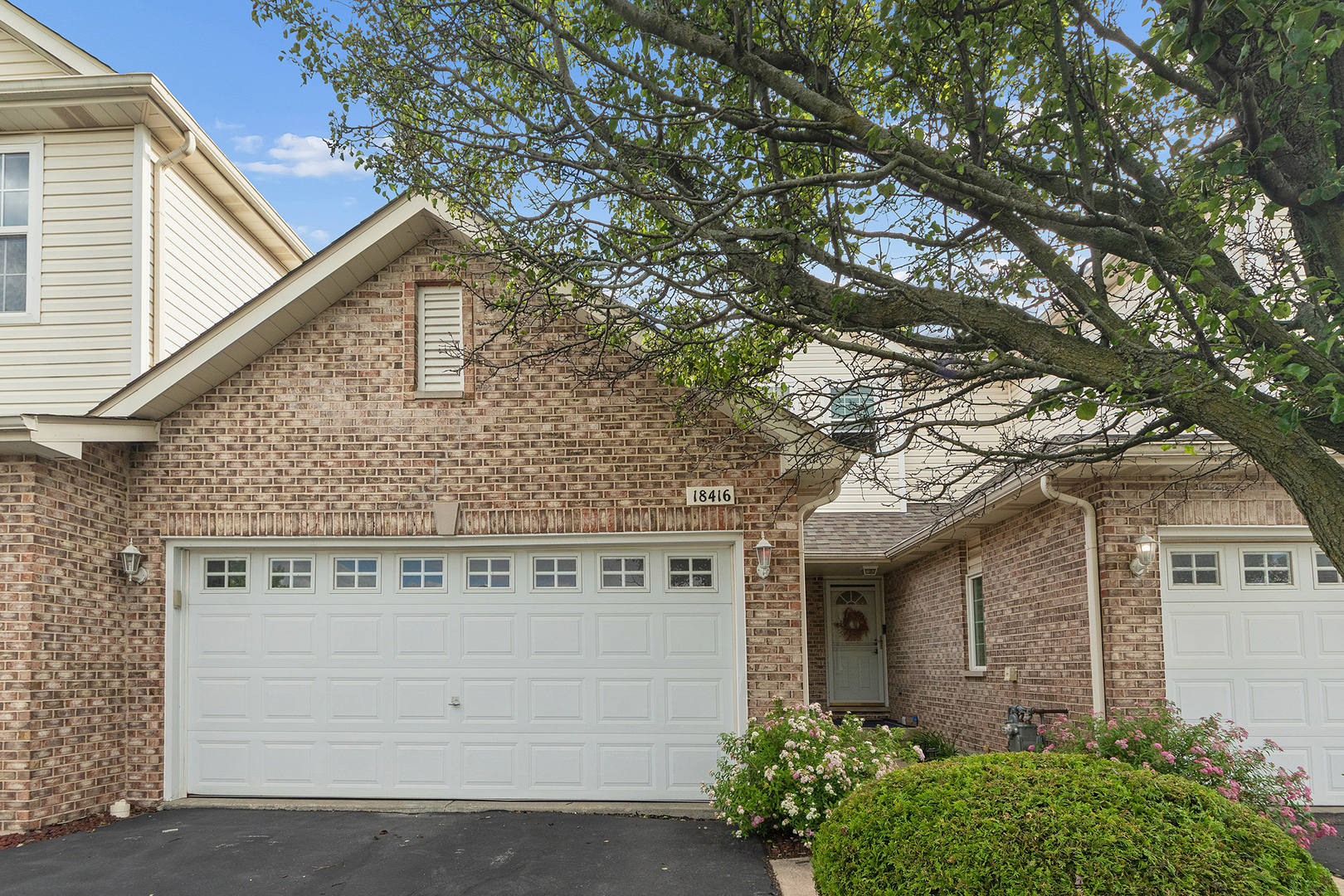 2nd image of 18416 Century Ct, Tinley Park, IL 60477 | MLS# 12675889