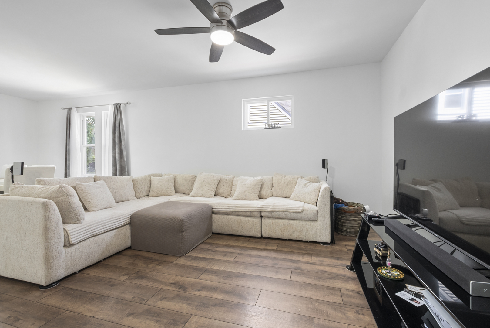 Homes for sale in Chicago, IL | 10904 S Kedzie Ave, Chicago, IL 60655 | MLS# 12676028