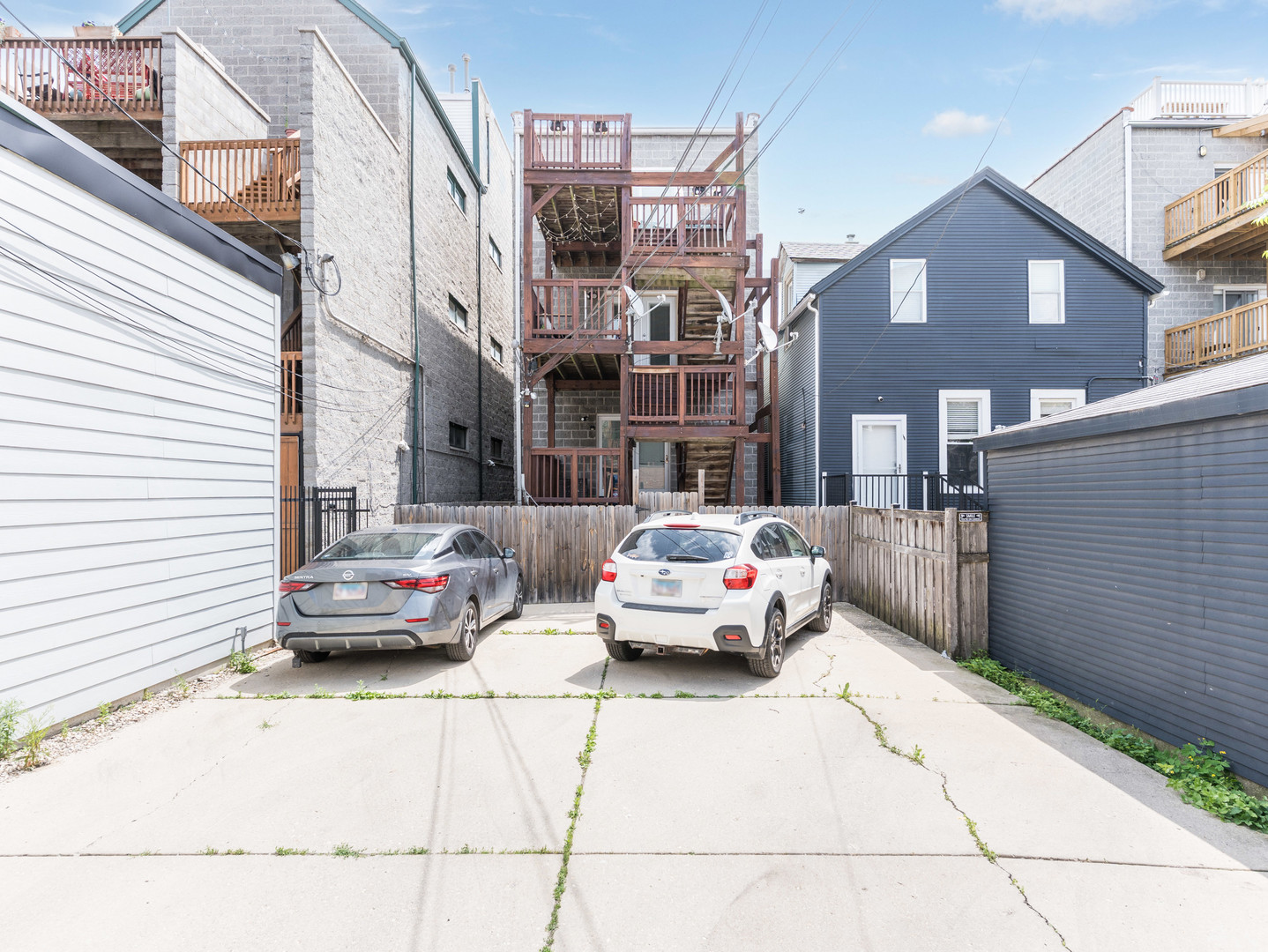 Homes for sale in Chicago, IL | 1628 N Bell Avenue, Chicago, IL 60647 | Houzeo
