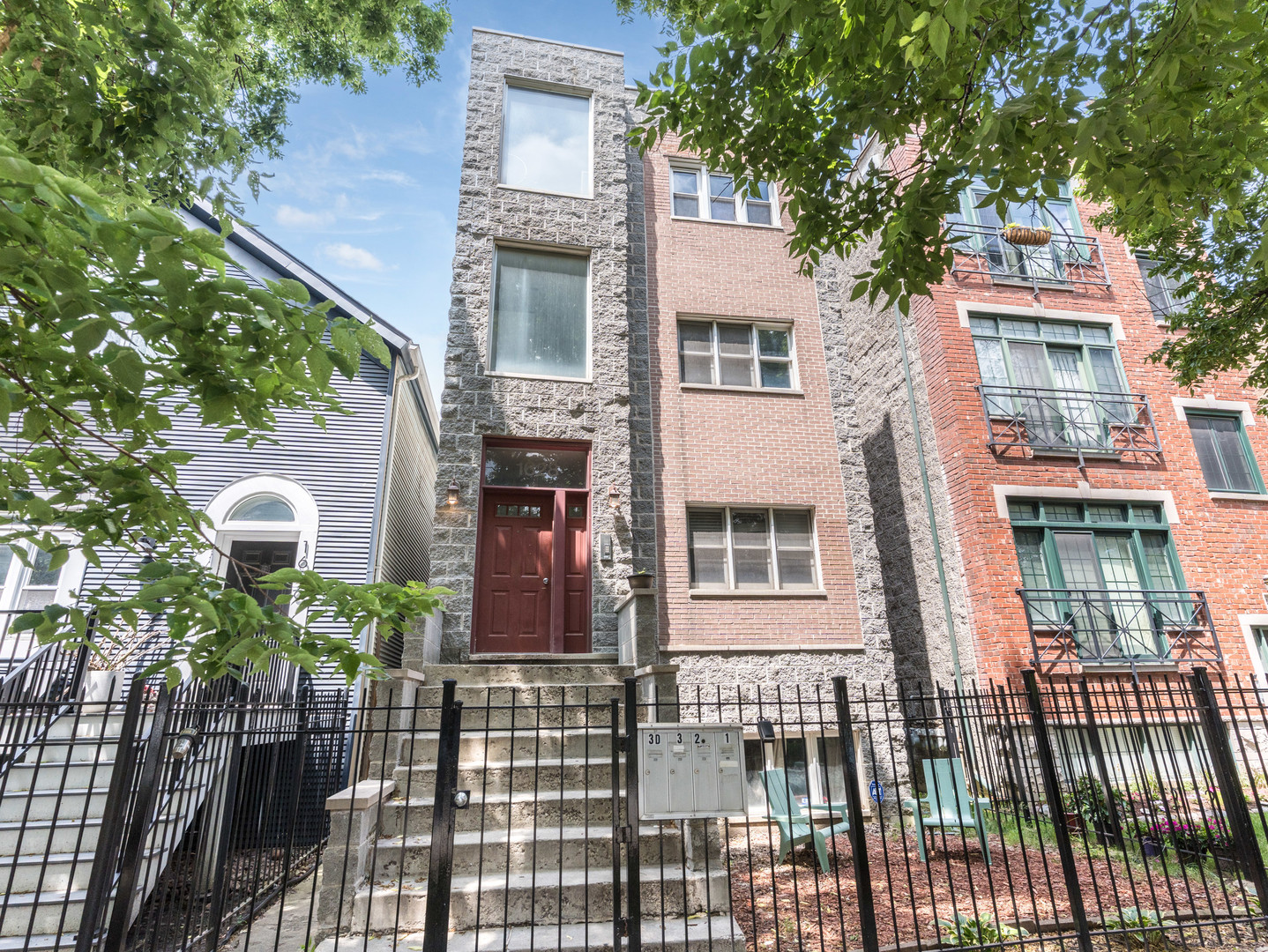 Homes for sale in Chicago, IL | 1628 N Bell Ave #3, Chicago, IL 60647 | MLS# 12676132