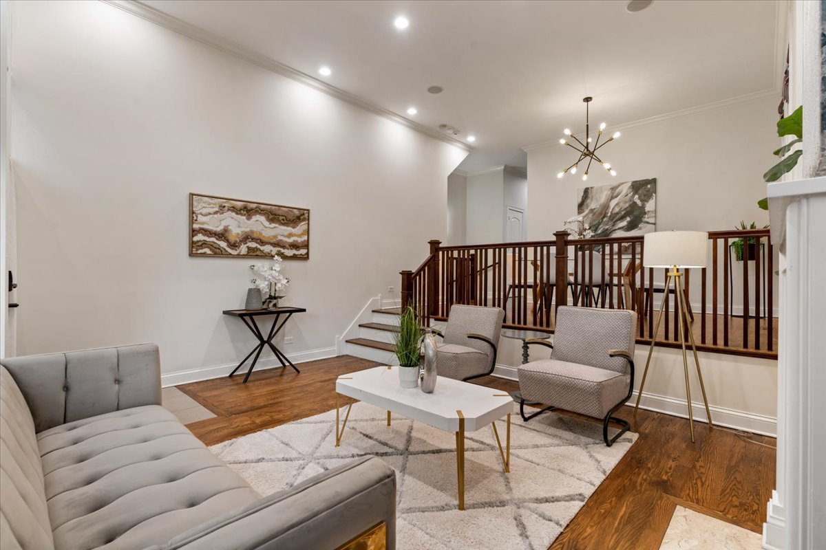 Homes for sale in Chicago, IL | 2157 W Potomac Ave #1, Chicago, IL 60622 | MLS# 12676487