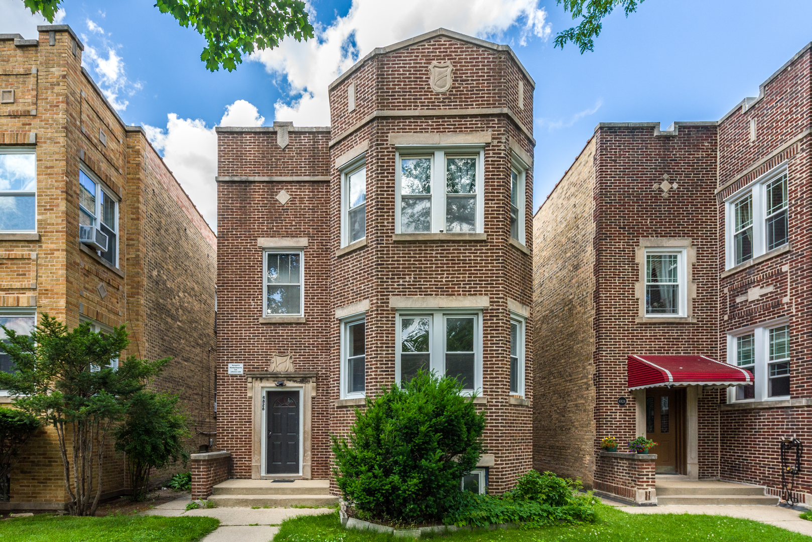 Homes for sale in Skokie, IL | 4826 Wright Ter, Skokie, IL 60077 | MLS# 12676933