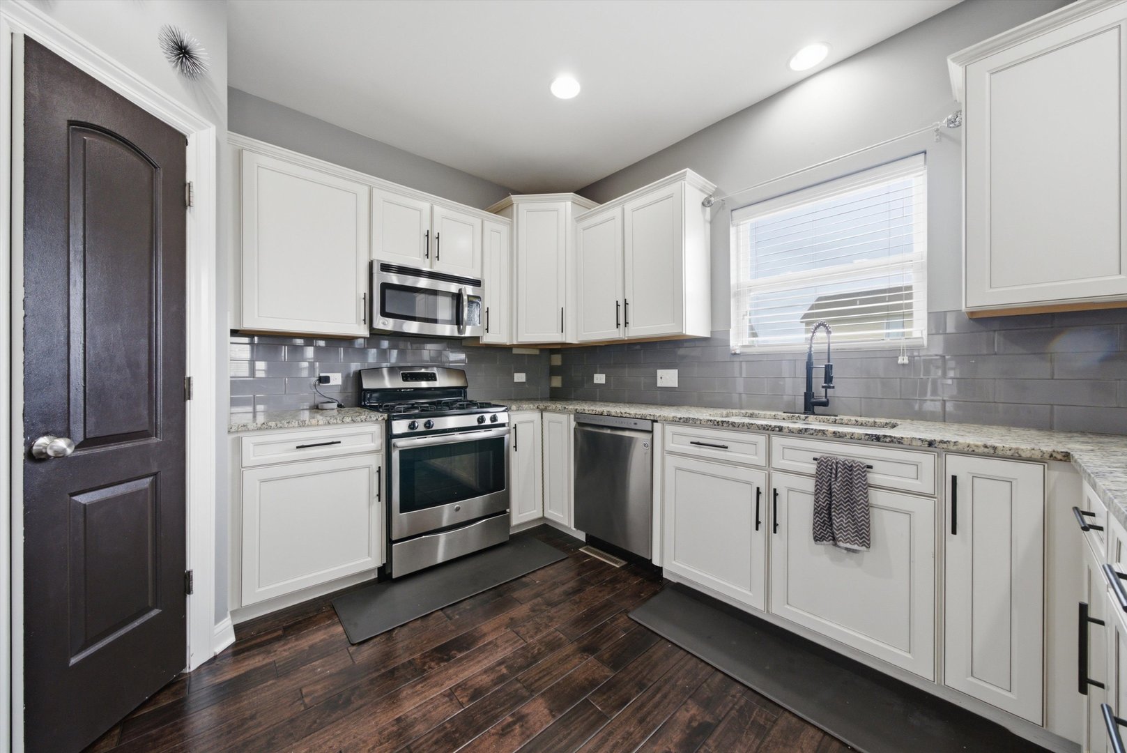 Homes for sale in Romeoville, IL | 749 N Misty Ridge Dr, Romeoville, IL 60446 | MLS# 12676983